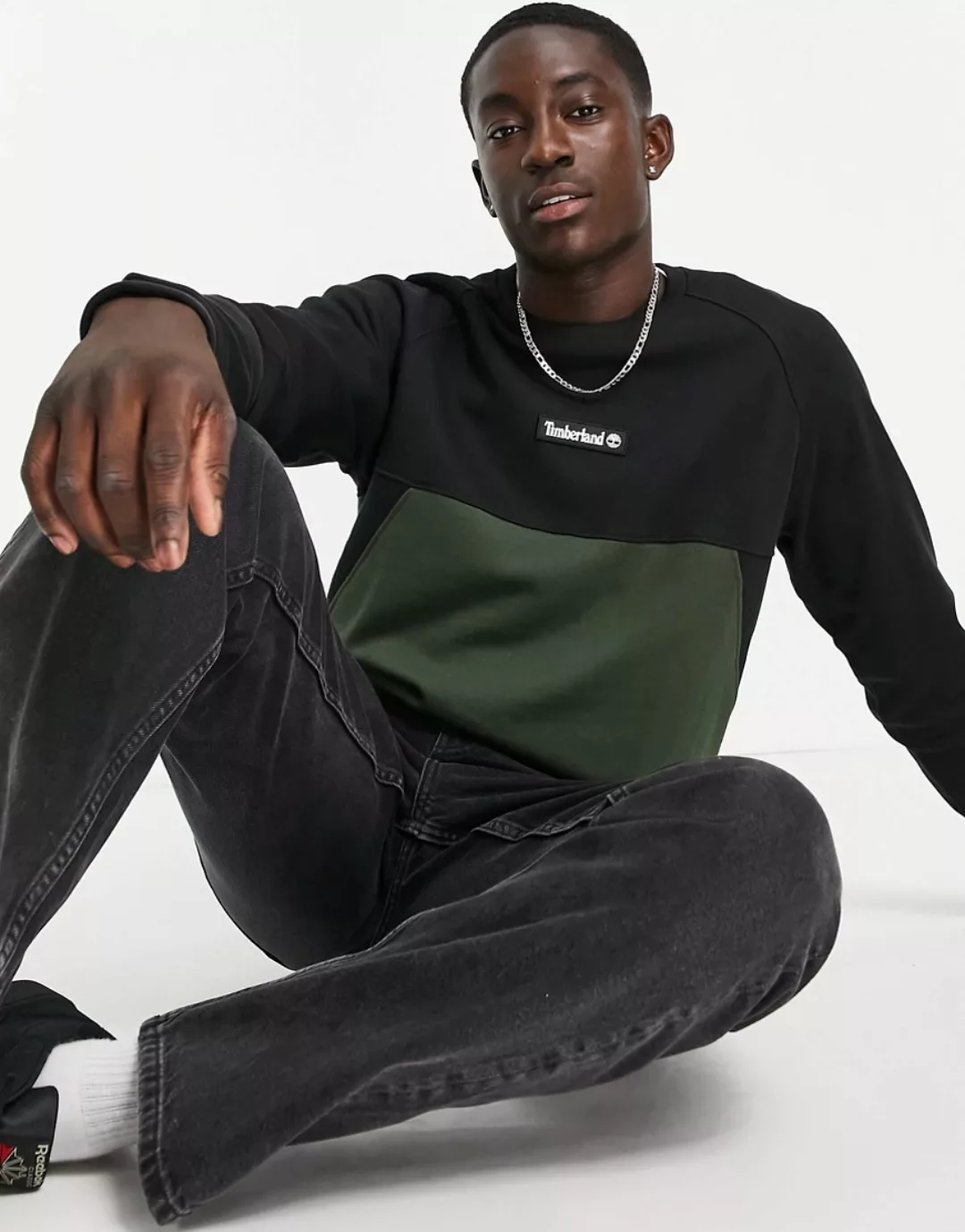 Timberland – Cut and Sew – Sweatshirt in Dunkelgrün günstig online kaufen