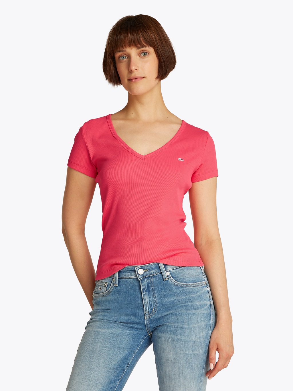 Tommy Jeans T-Shirt "TJW SLIM ESSENTIAL RIB V SS", mit Logostickerei günstig online kaufen