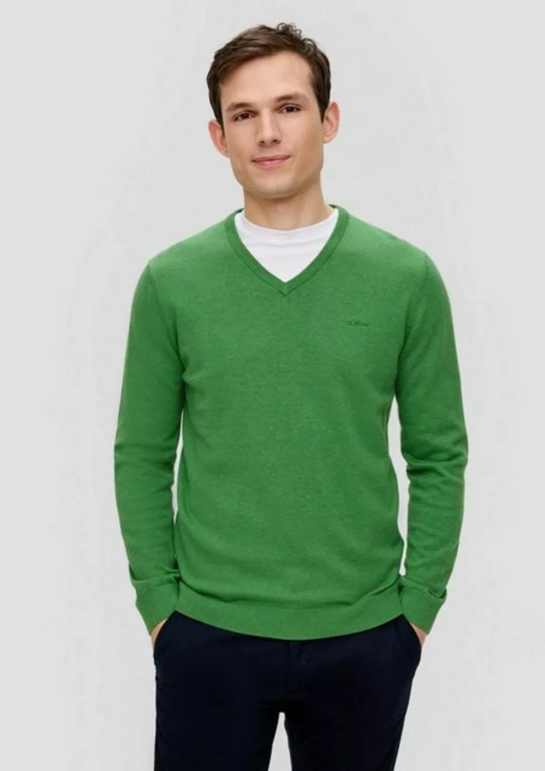 s.Oliver V-Ausschnitt-Pullover Casual (1-tlg) mit V-Ausschnitt und Logo-Sti günstig online kaufen