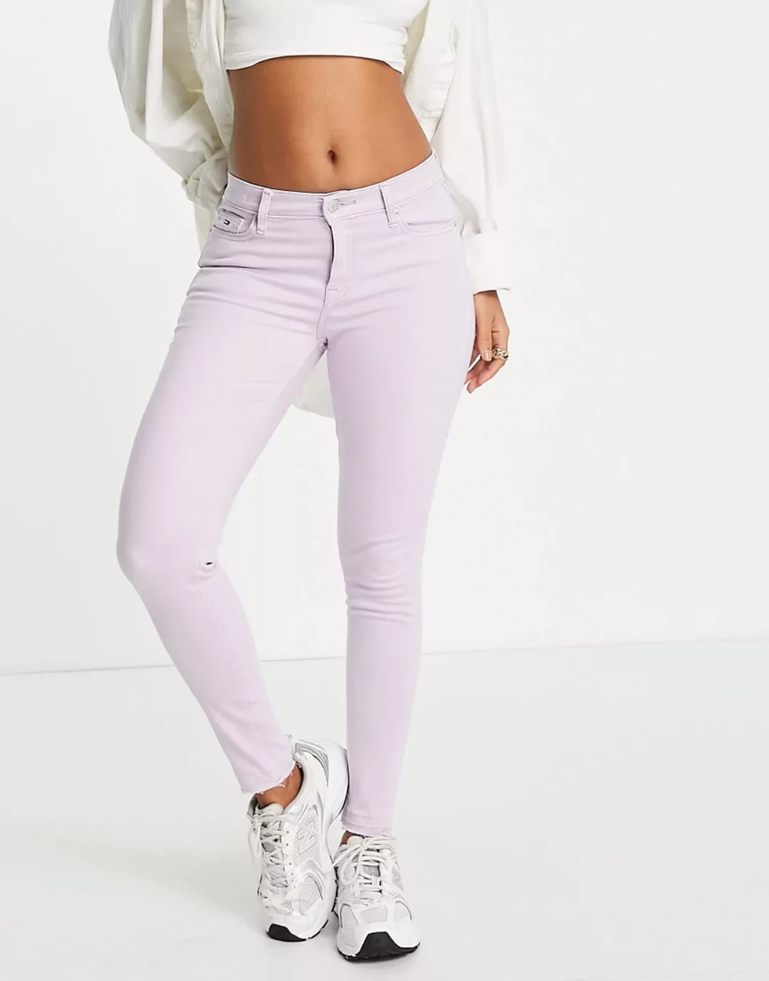 Tommy Jeans – Nora – Eng geschnittene Jeans in Flieder mit mittelhohem Bund günstig online kaufen