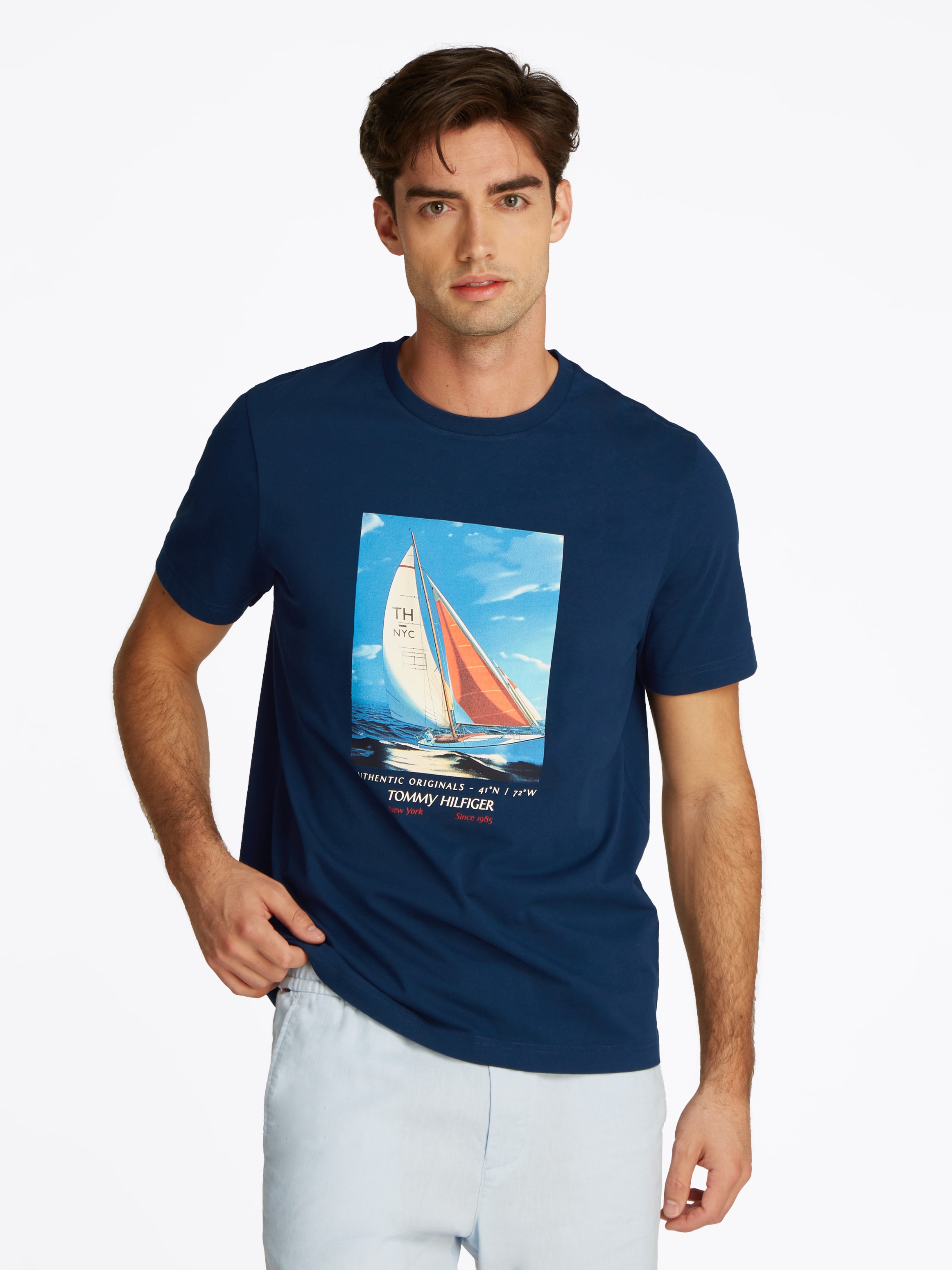 Tommy Hilfiger T-Shirt HILFIGER COLOR PHOTO PRINT TEE mit modischem Print günstig online kaufen