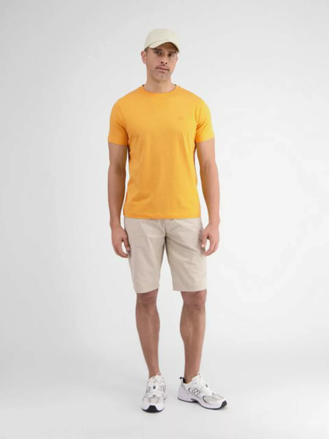 LERROS T-Shirt LERROS Unifarbenes Basic T-Shirt mit Logostitch günstig online kaufen
