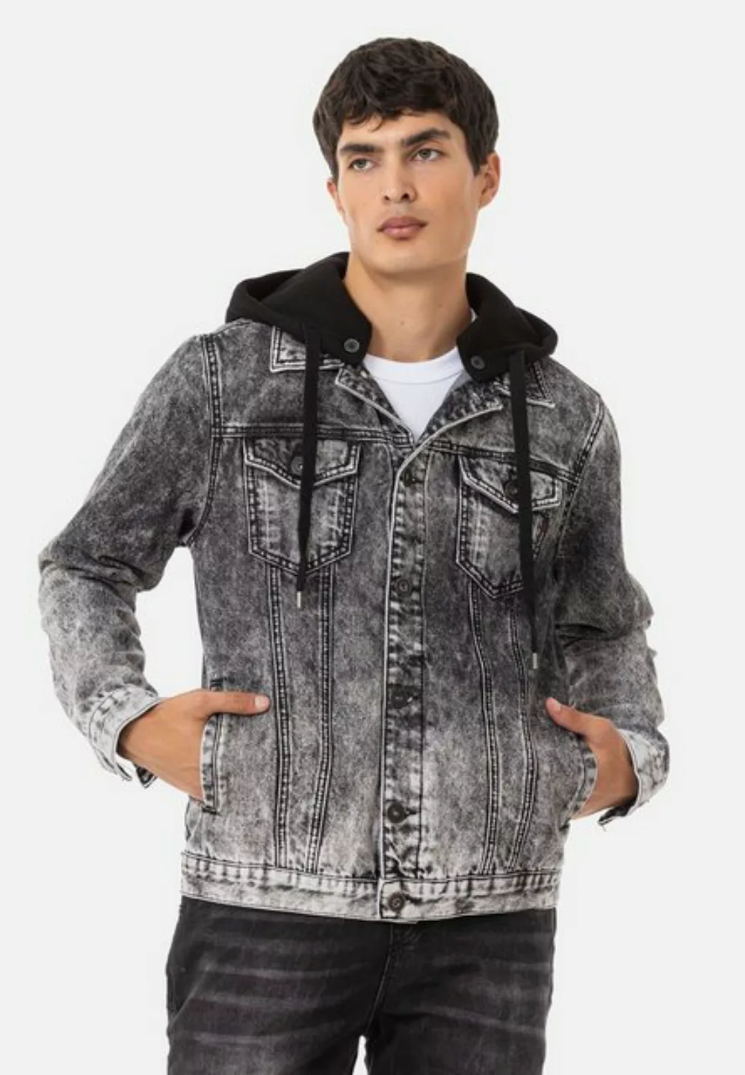 Cipo & Baxx Jeansjacke mit praktischer Kapuze günstig online kaufen