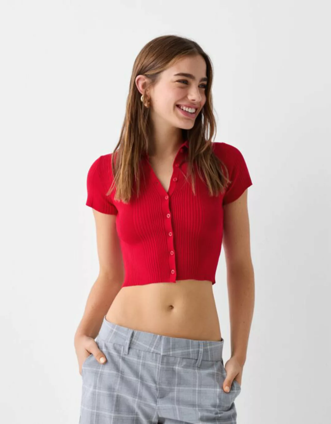 Bershka Poloshirt Mit Knöpfen Und Kurzen Ärmeln Damen Xs Rot günstig online kaufen