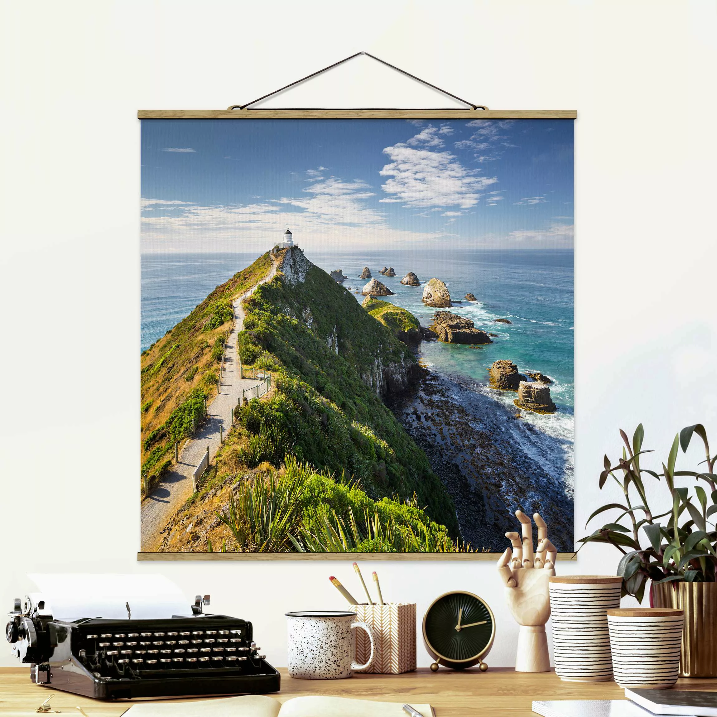 Stoffbild Strand mit Posterleisten - Quadrat Nugget Point Leuchtturm und Me günstig online kaufen
