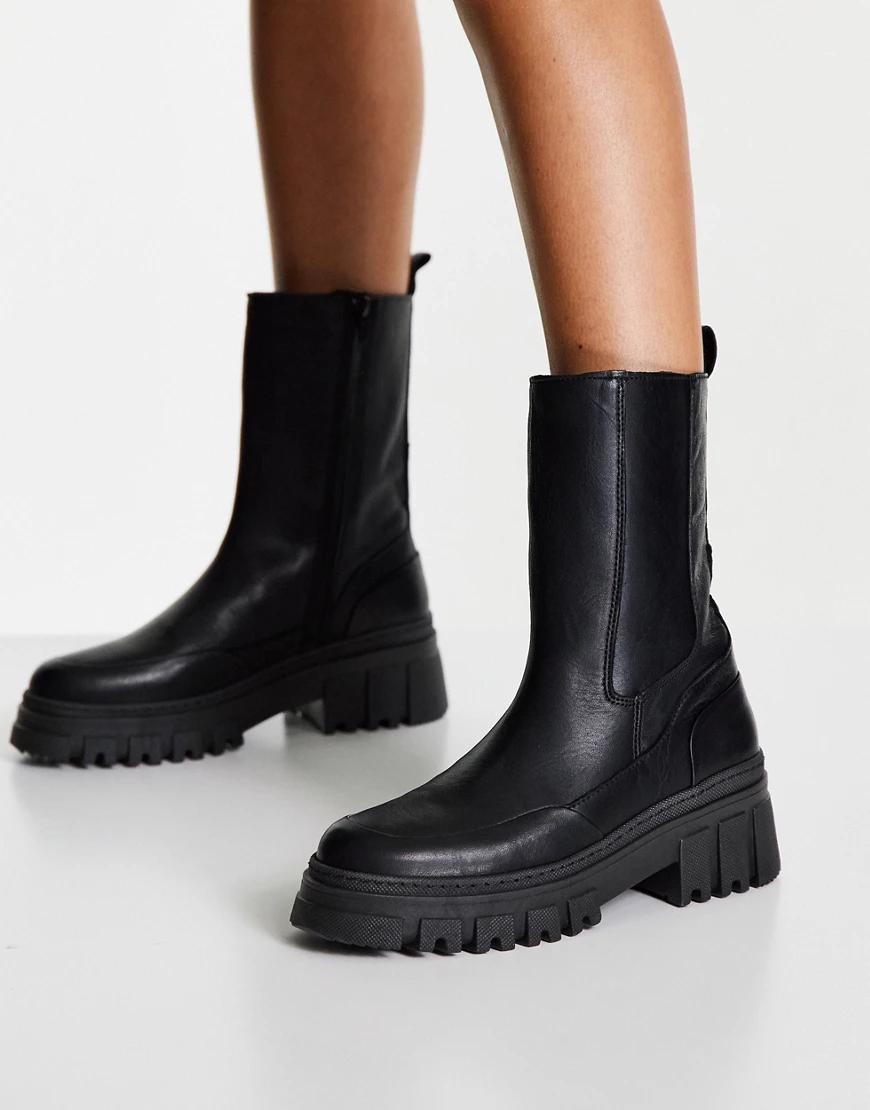 Selected Femme – Höhere Ankle-Boots aus Leder in Schwarz mit dicker Sohle günstig online kaufen