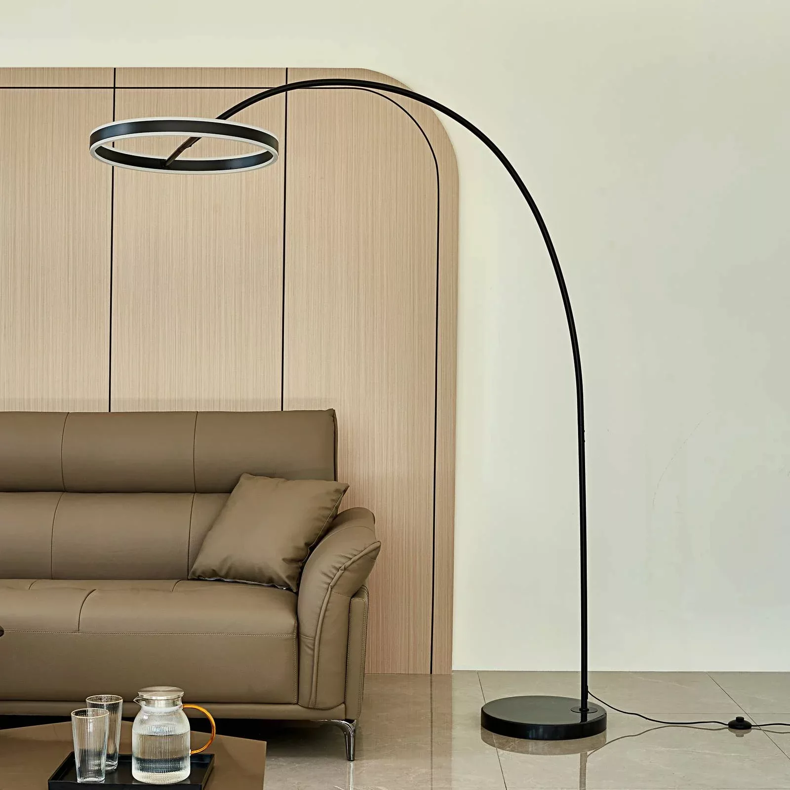Lucande LED-Bogenstehlampe Yekta, 3-stepdim, schwarz günstig online kaufen