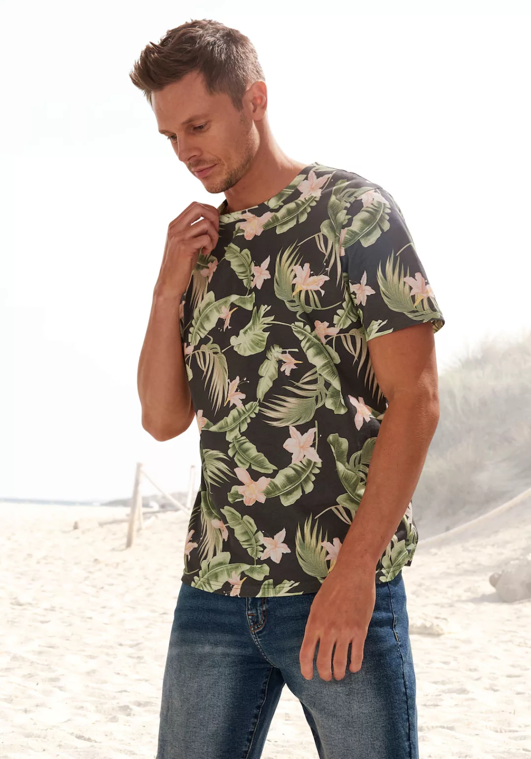 Beachtime T-Shirt Regular Fit, Kurzarm, Freizeitshirt mit Rundhals, Palmend günstig online kaufen