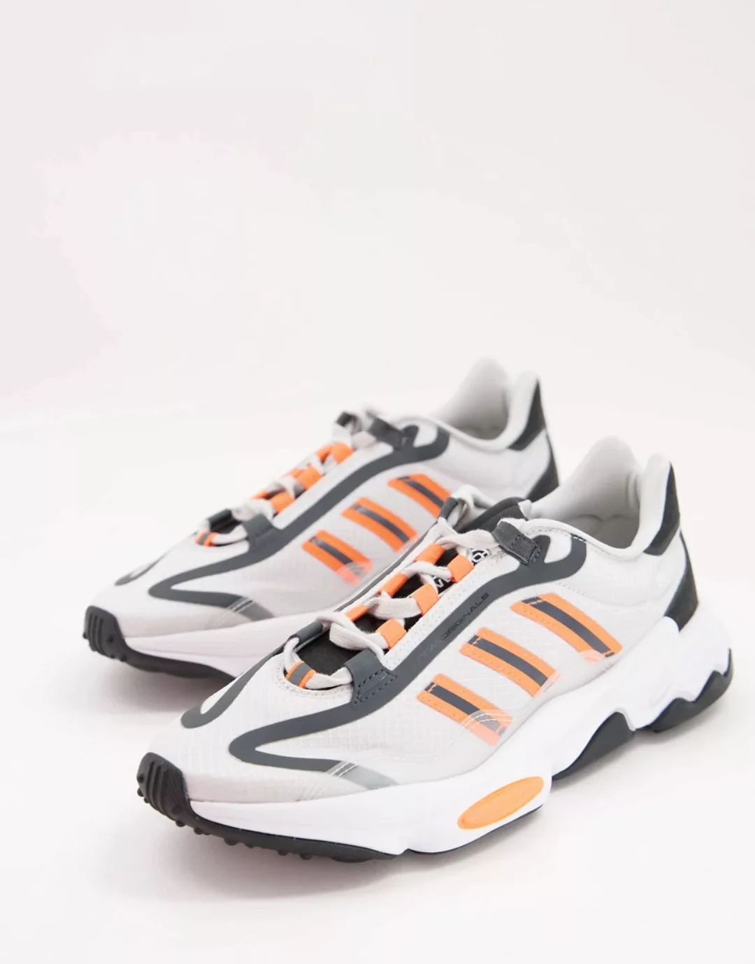 adidas Originals – Ozweego Pure – Sneaker in gebrochenem Grau günstig online kaufen