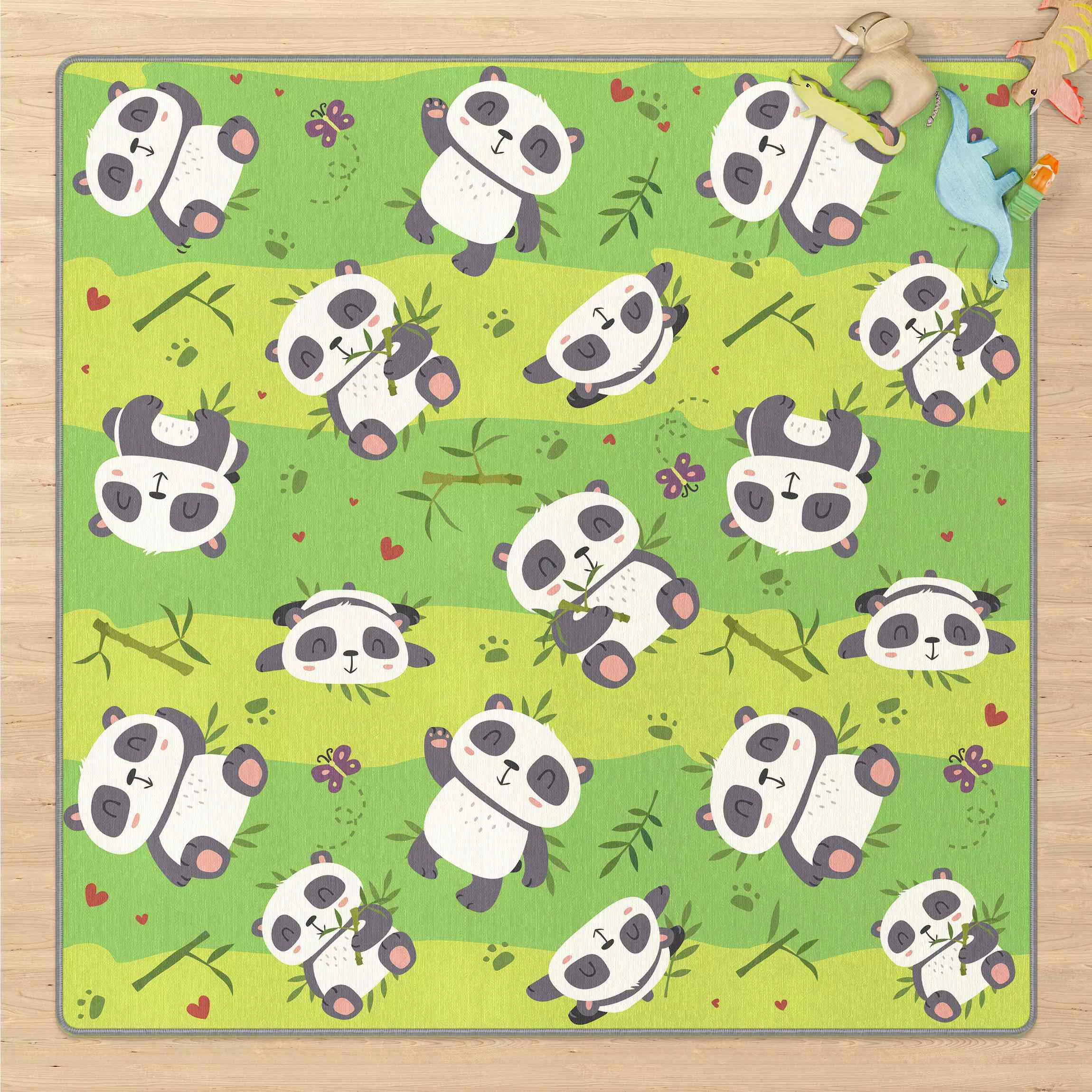 Teppich Süße Pandabären auf Grüner Wiese günstig online kaufen