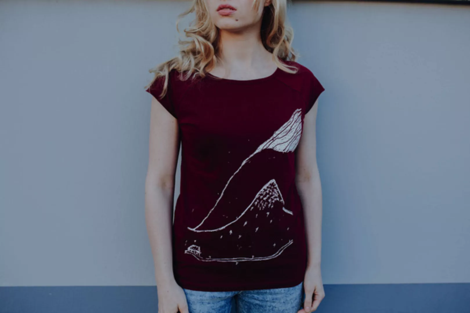 Biofaires Damen Raglan T-shirt Berge - Dunkelrot günstig online kaufen