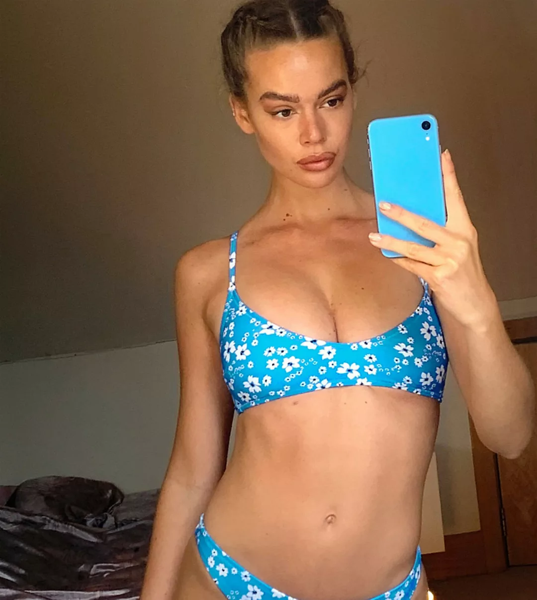 New Look – Bikini-Hüftslip in Blau mit Streublümchenmuster günstig online kaufen
