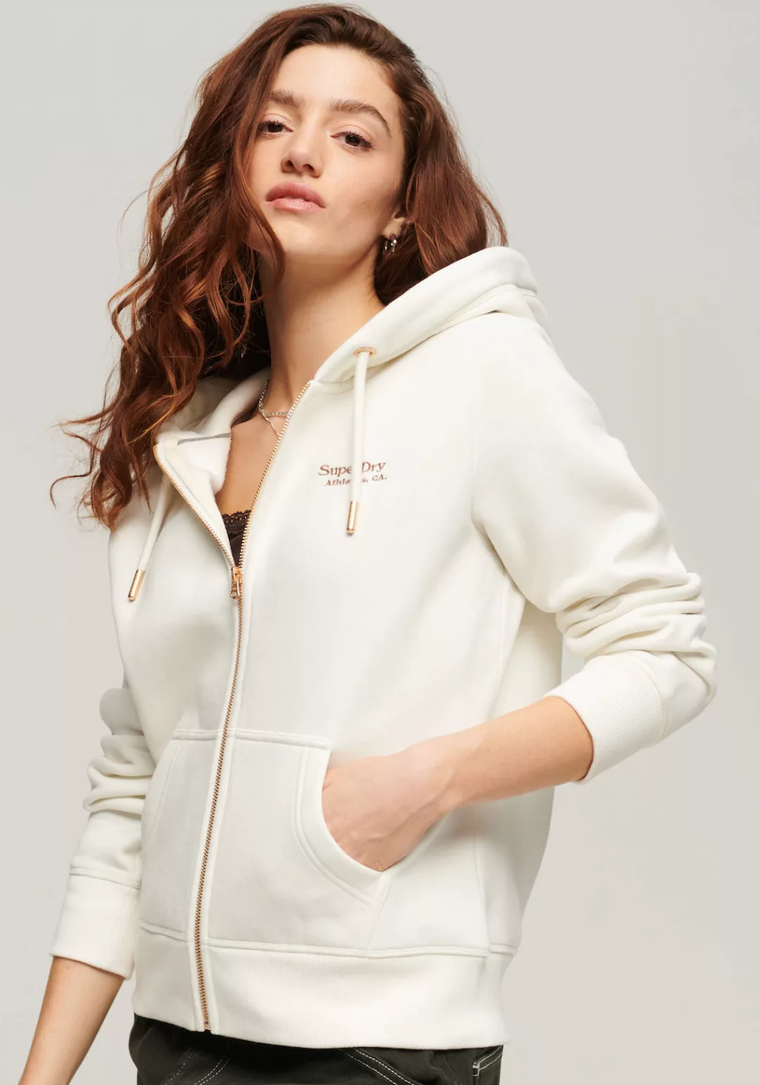 Superdry Kapuzensweatjacke "ESSENTIAL LOGO ZIP HOODIE", mit Logostickerei günstig online kaufen