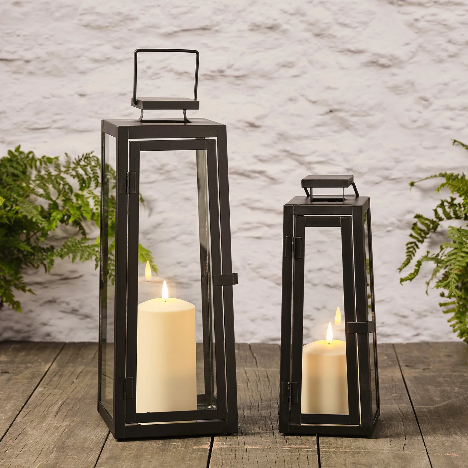 2er Set Metall Laternen schwarz mit TruGlow® Kerzen günstig online kaufen