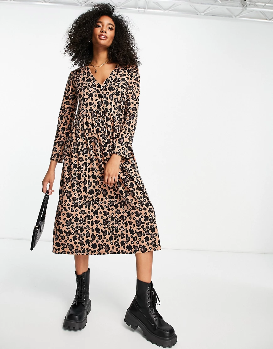 ASOS DESIGN – Langärmliges Midi-Hängerkleid mit Knöpfen und Leopardenmuster günstig online kaufen
