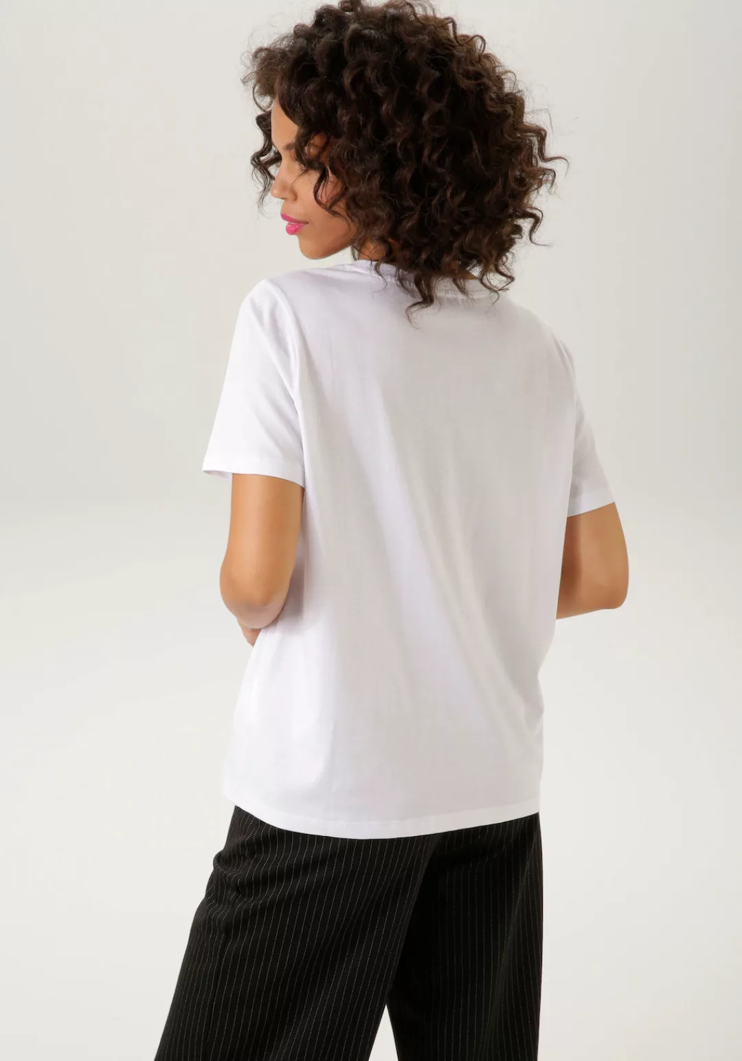 Aniston CASUAL T-Shirt, mit goldfarbenem Foliendruck verzierter Frontprint günstig online kaufen