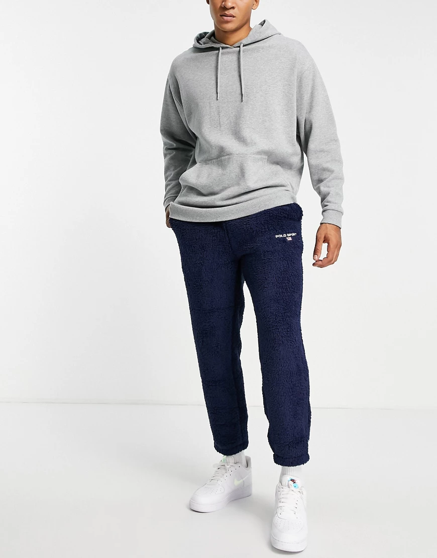 Polo Ralph Lauren – Sport Capsule – Jogginghose aus zotteligem Teddyfell in günstig online kaufen