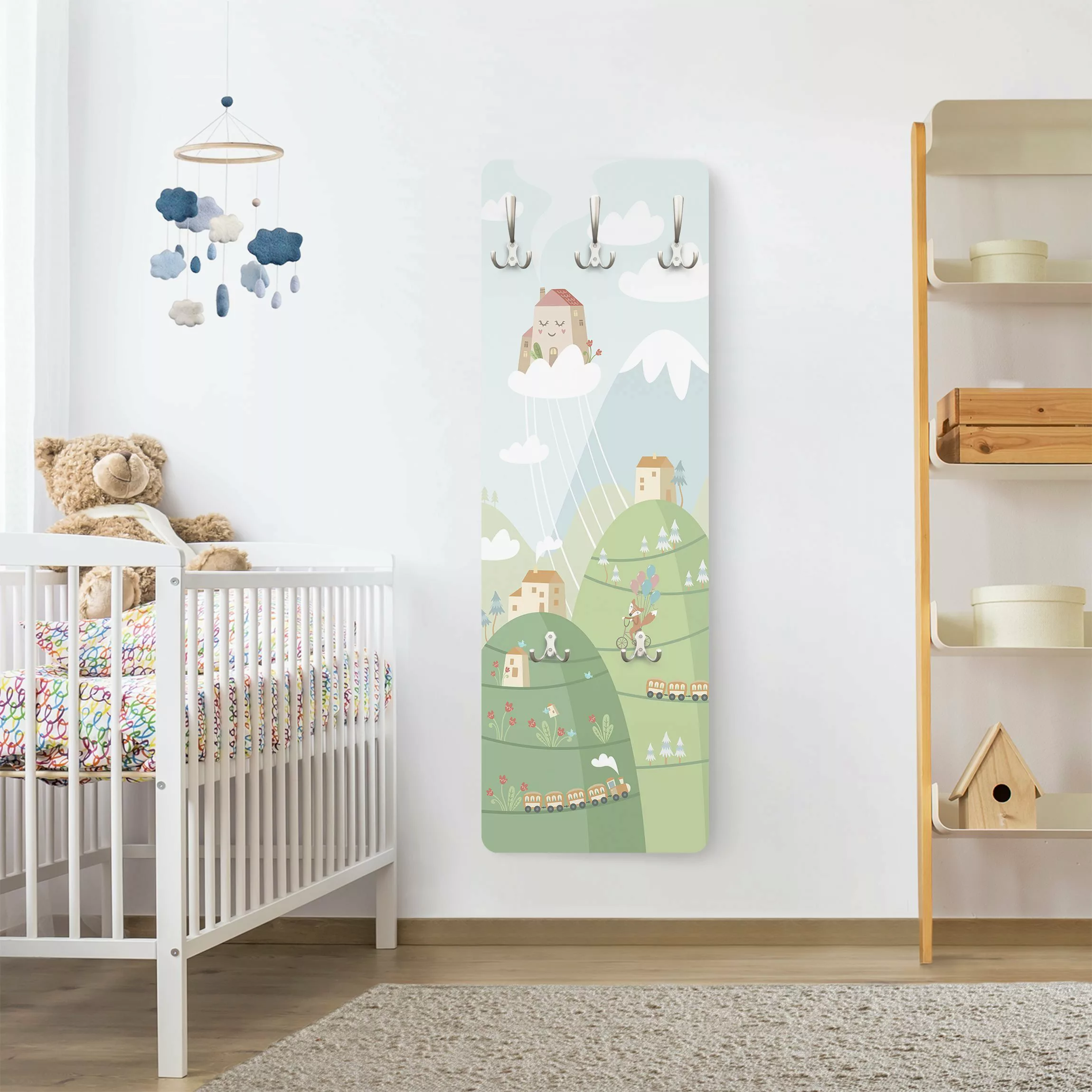 Wandgarderobe Holzpaneel Kinderzimmer Wald mit Häusern und Eisenbahn günstig online kaufen