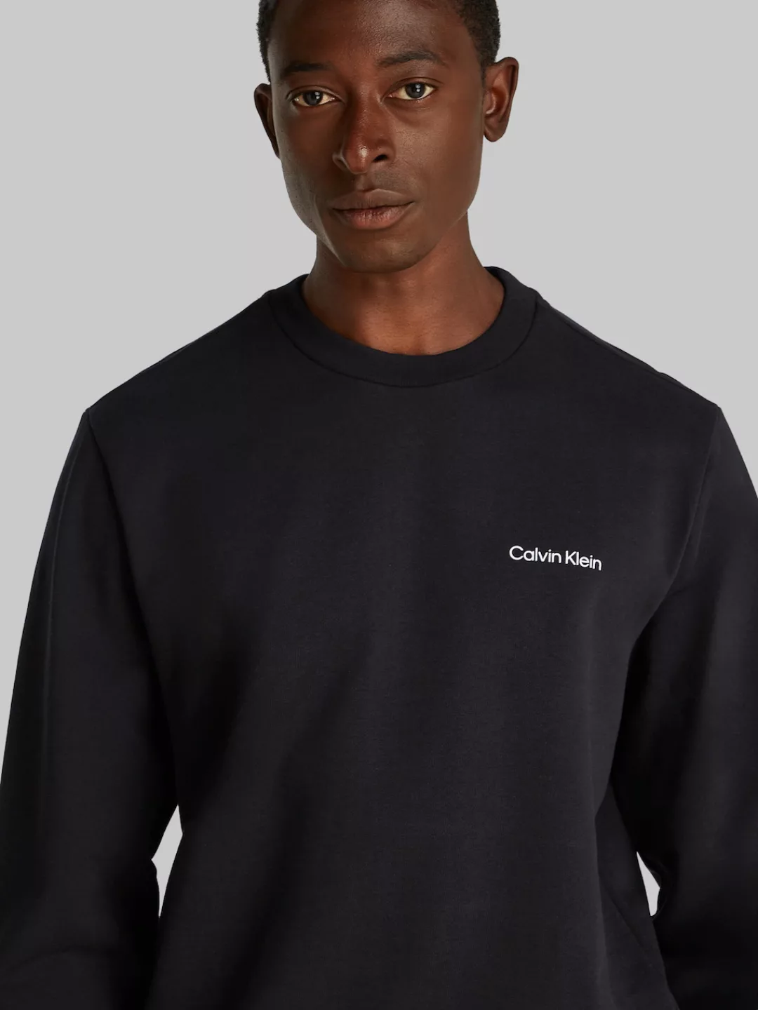 Calvin Klein Sweatshirt "CP-LINEAR BOX LOGO SWEATSHIRT", mit Logo auf der R günstig online kaufen