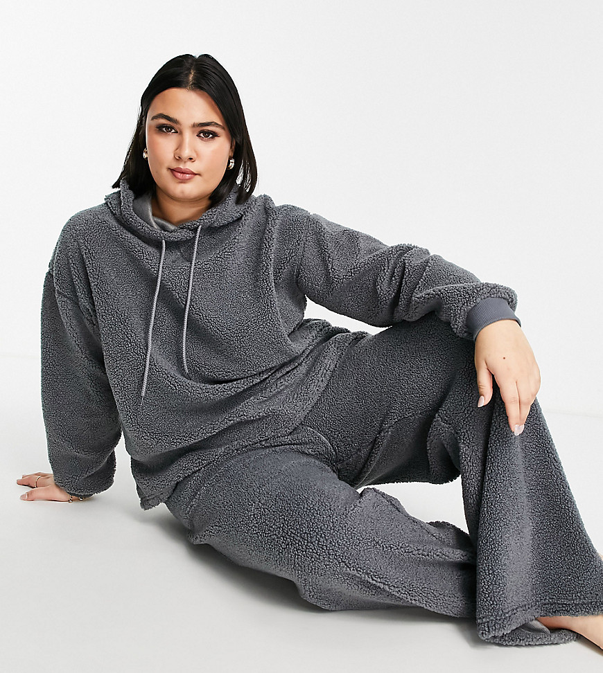 ASOS DESIGN Curve – Lounge-Set aus grauem Teddyfell mit Kapuzenpullover und günstig online kaufen