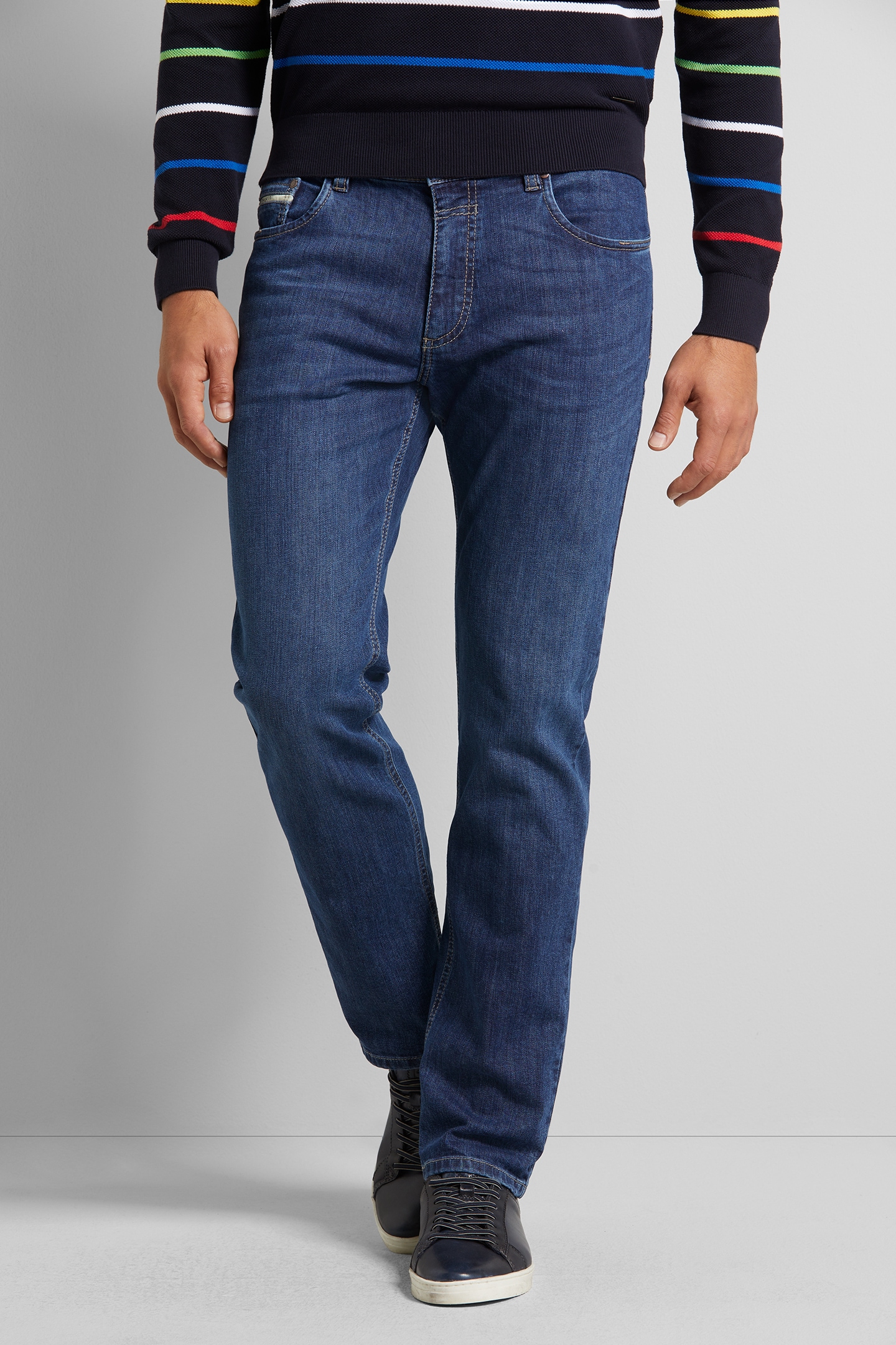 bugatti 5-Pocket-Jeans Gürtelschlaufenbund mit Zip-fly günstig online kaufen