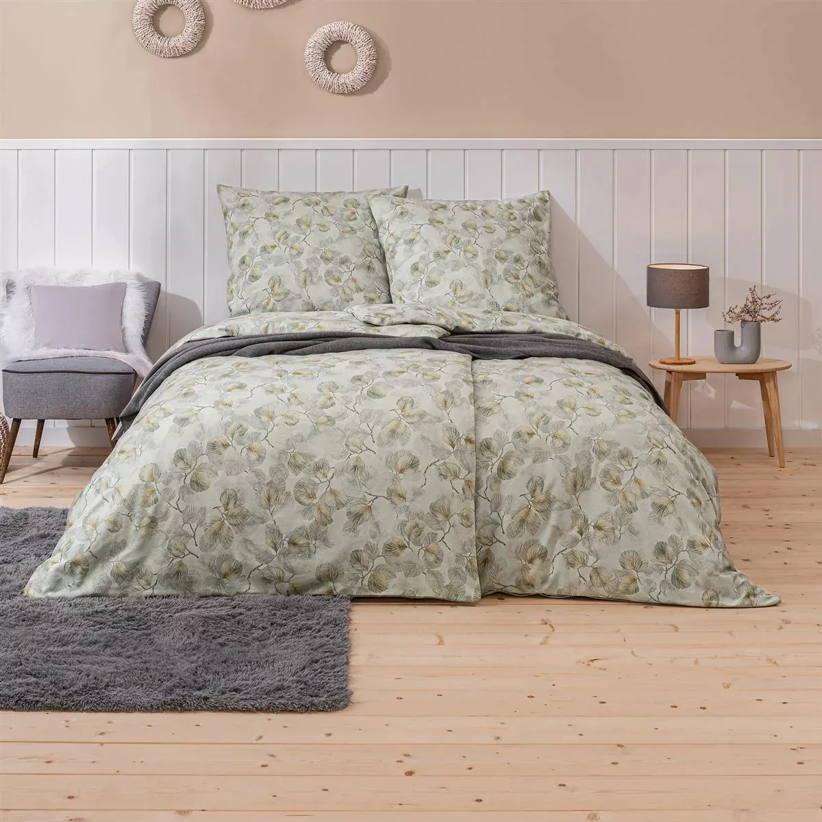 Estella Edelflanell Bettwäsche Molveno 5466-016 Blätter Khaki 135x200 günstig online kaufen