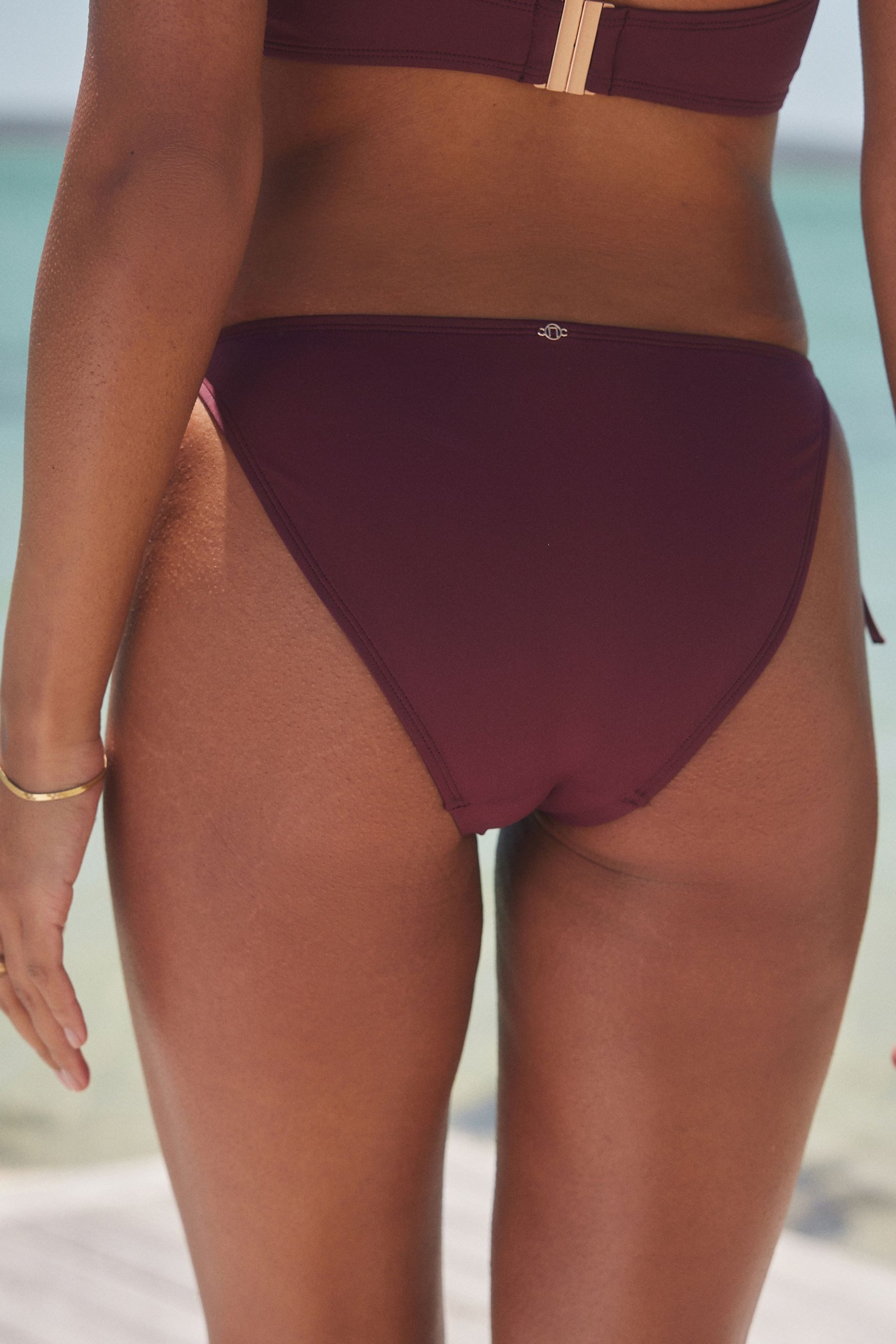 Next Bikini-Hose Bikinihose mit seitlichem Bindedetail günstig online kaufen