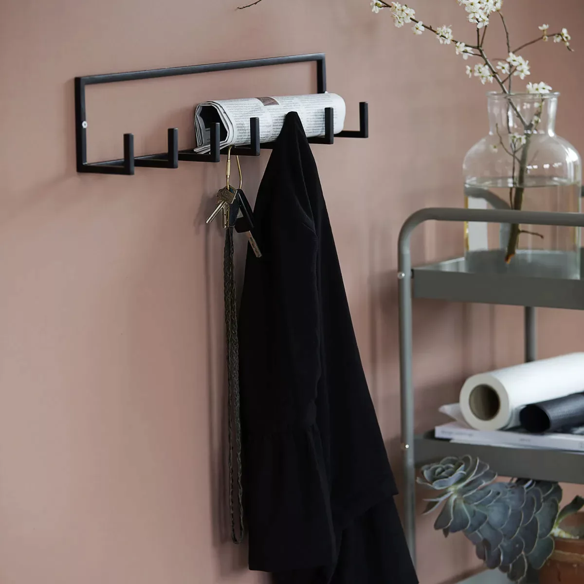 Garderobe Rack aus Eisen in Schwarz günstig online kaufen