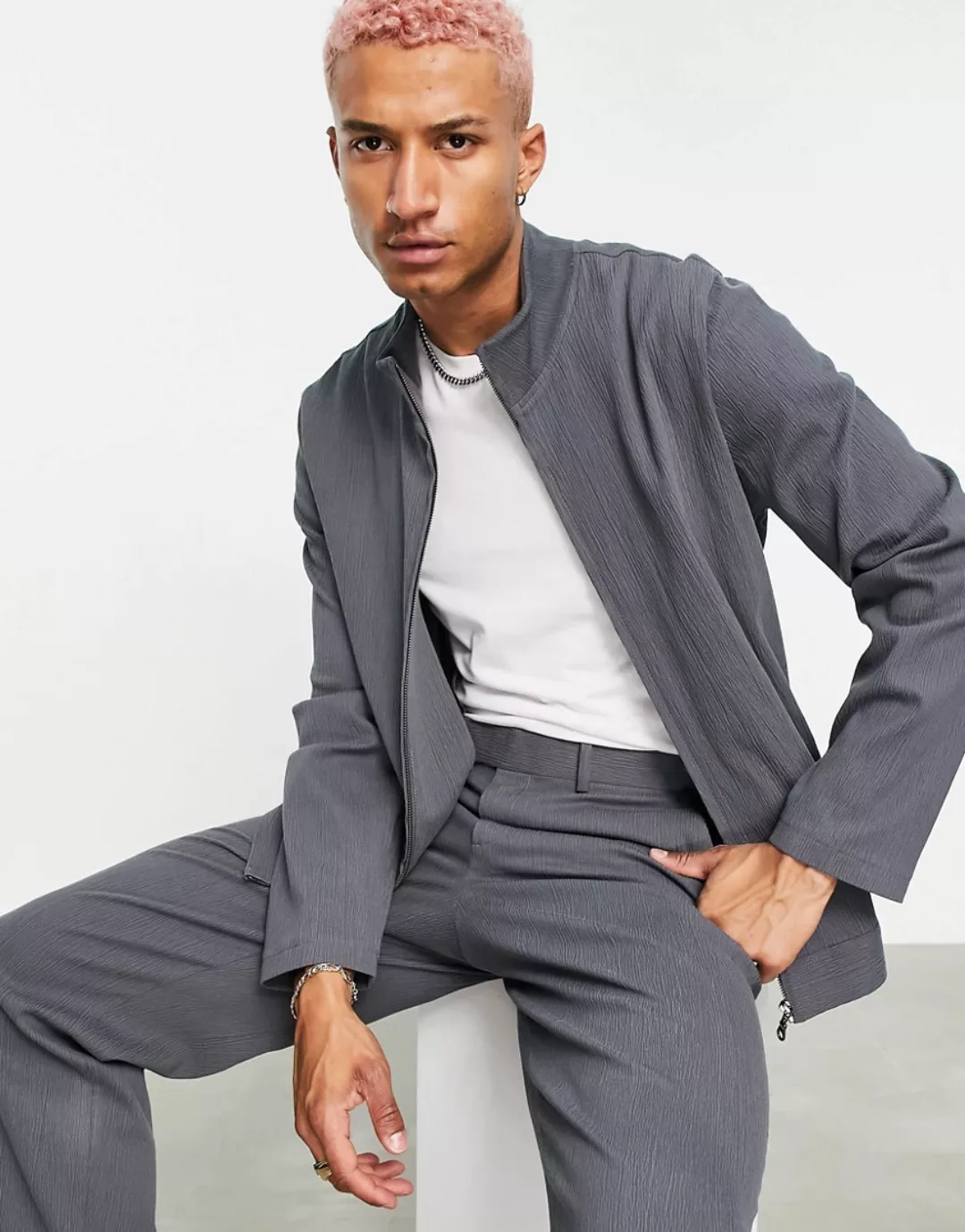 ASOS DESIGN – Elegante, graue Trainingsjacke in Knitter-Optik, Kombiteil günstig online kaufen
