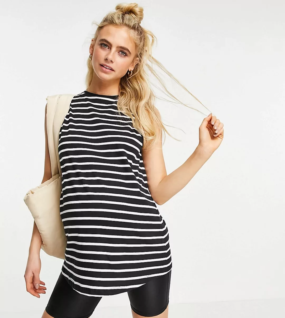 ASOS DESIGN Maternity – Ausgestelltes Trägershirt in Schwarz-Weiß gestreift günstig online kaufen