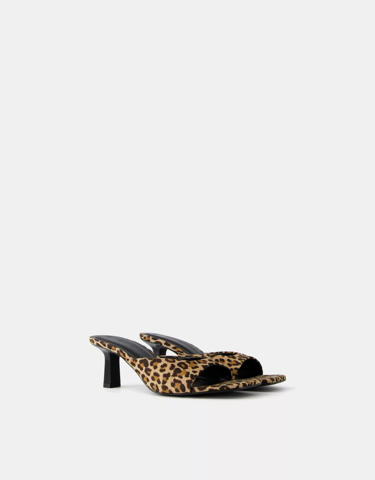 Bershka Sandalen Mit Kitten-Heels Und Animalprint Damen 38 Leopardenmuster günstig online kaufen