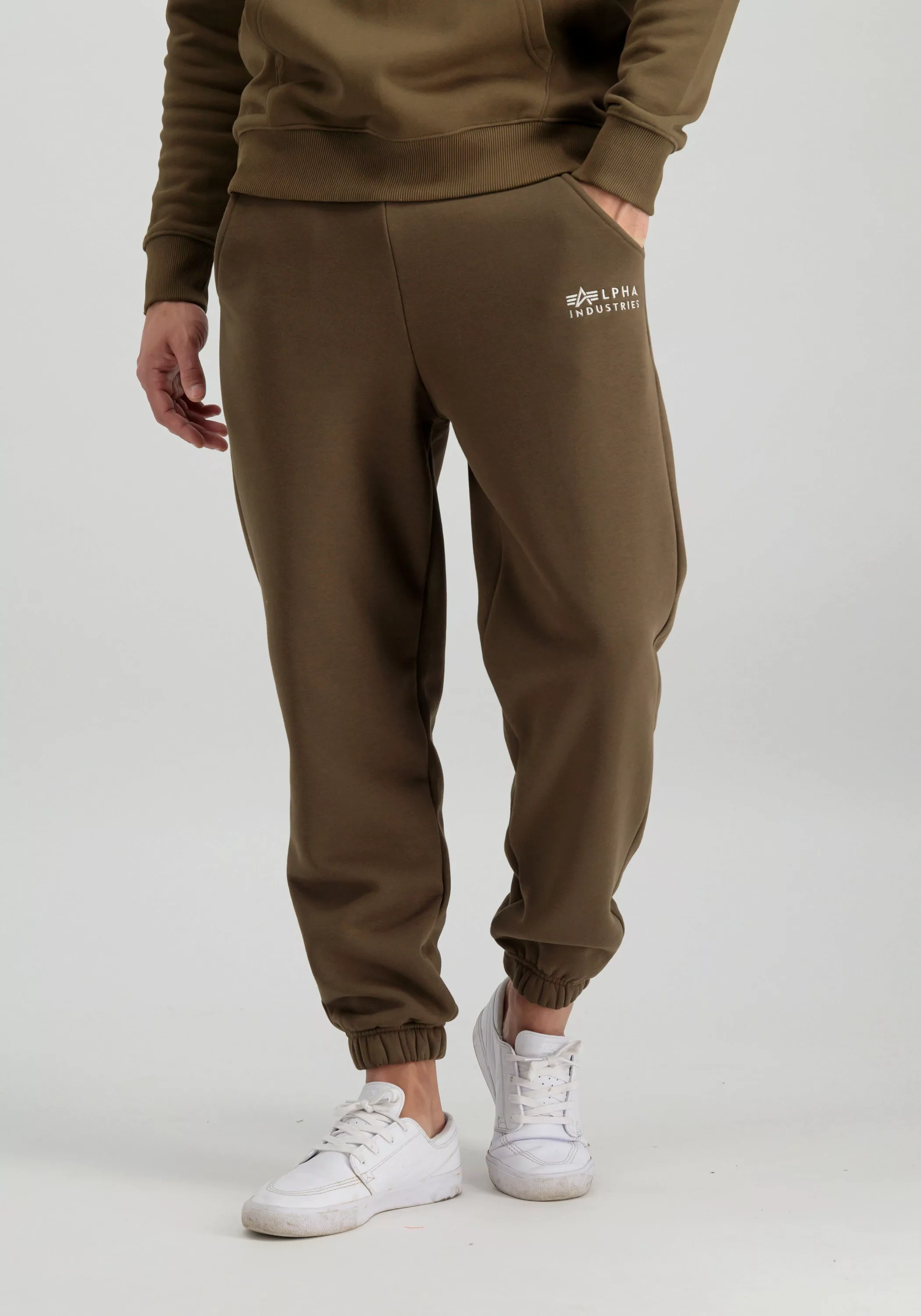 Alpha Industries Jogginghose "ALPHA INDUSTRIES Men - Jogger Organics EMB Re günstig online kaufen