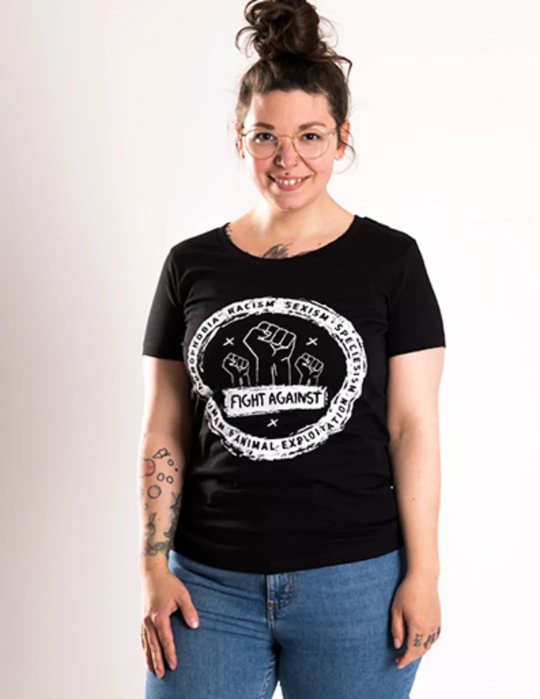 Fight Against - Frauenshirt günstig online kaufen