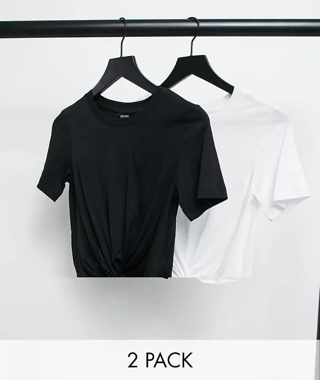 Monki – Wilma – T-Shirt mit gerafftem Detail in Schwarz und Weiß aus Bio-Ba günstig online kaufen