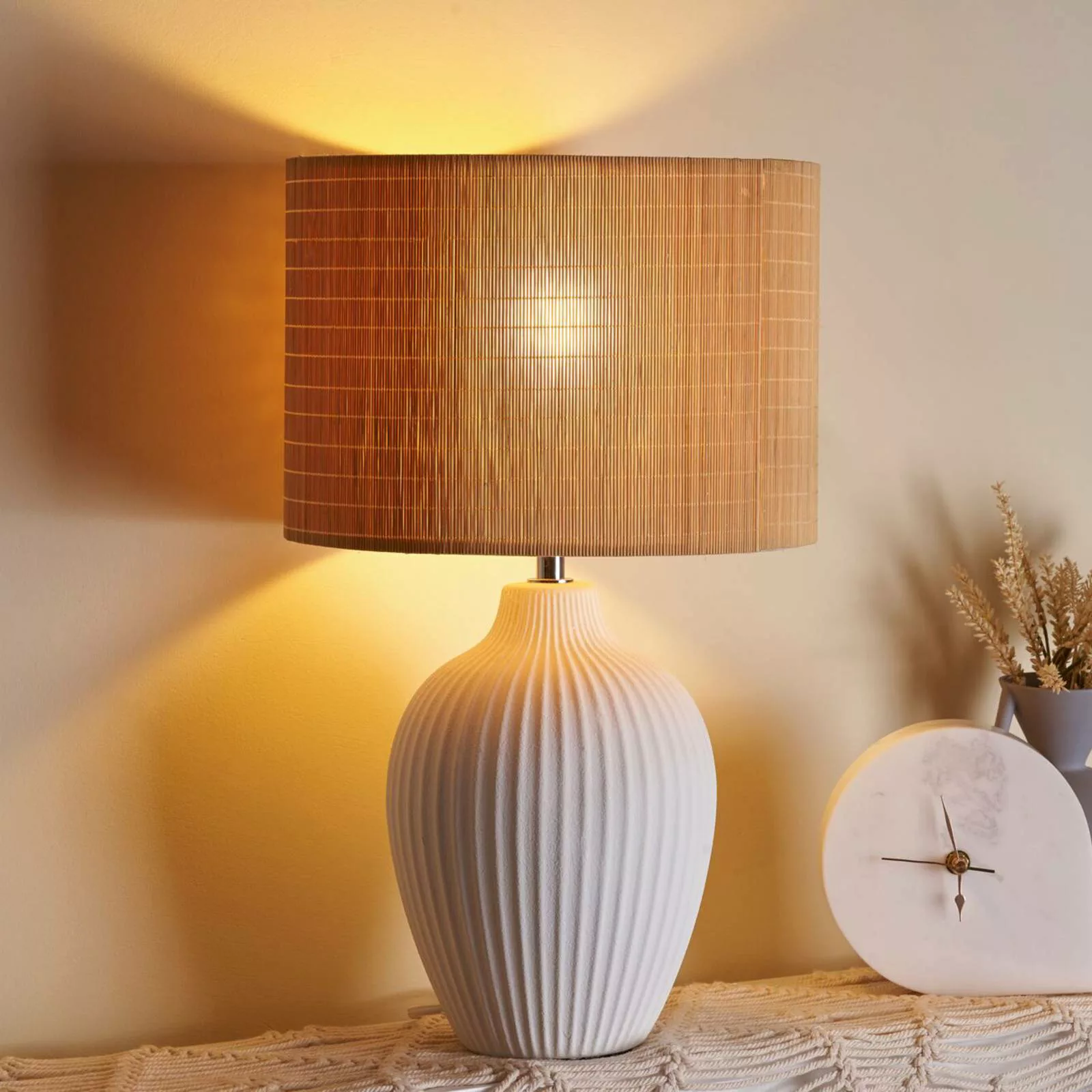 Pauleen Timber Glow Tischlampe Bambus, Keramikfuß günstig online kaufen