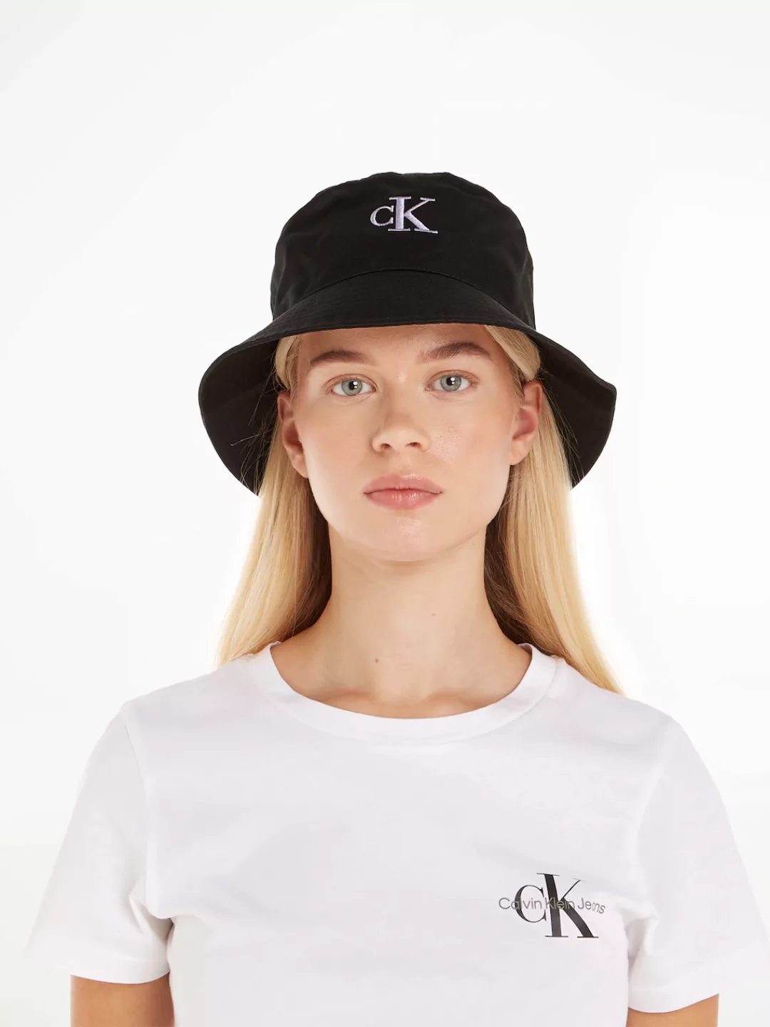 Calvin Klein Jeans Fischerhut "MONOGRAM EMBRO BUCKET HAT", mit Logostickere günstig online kaufen