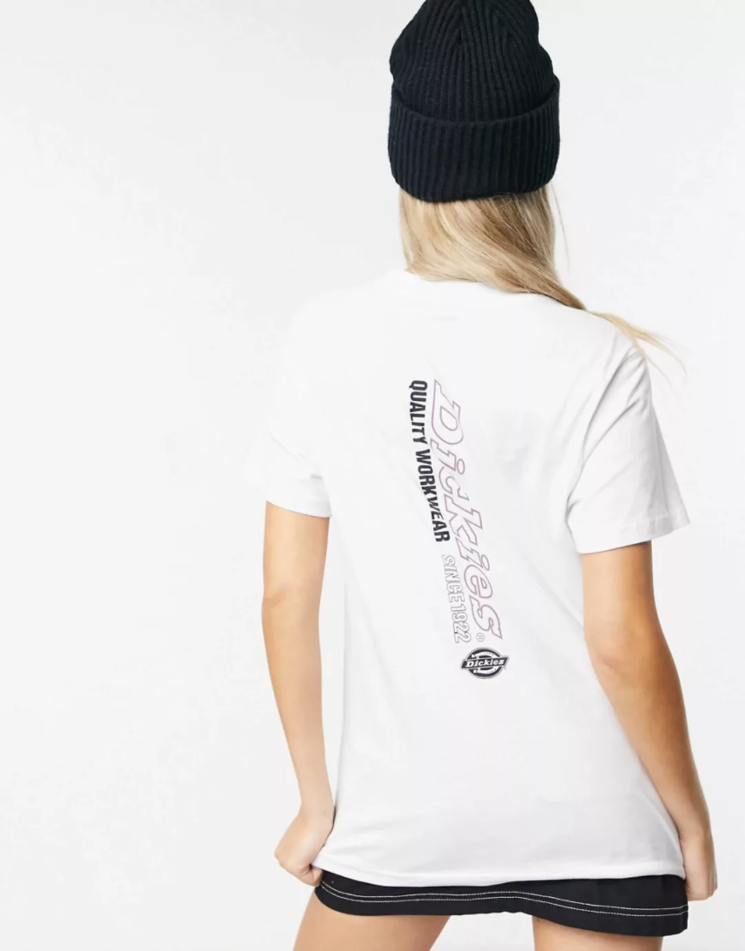 Dickies – T-Shirt mit vertikal verlaufendem Print auf der Rückseite in Weiß günstig online kaufen