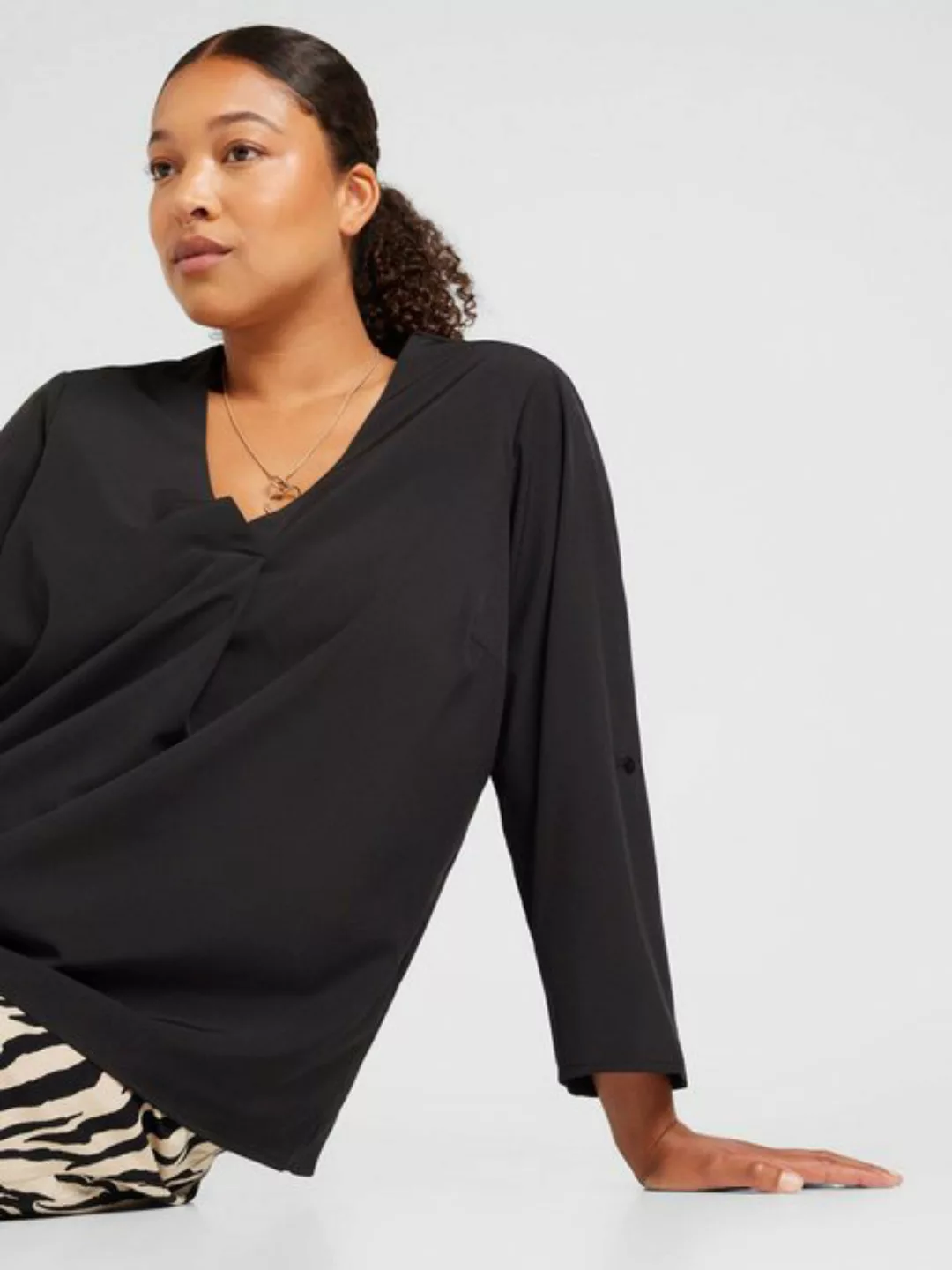 Vero Moda Curve Funktionsbluse VMCEva (1-tlg) Falten günstig online kaufen