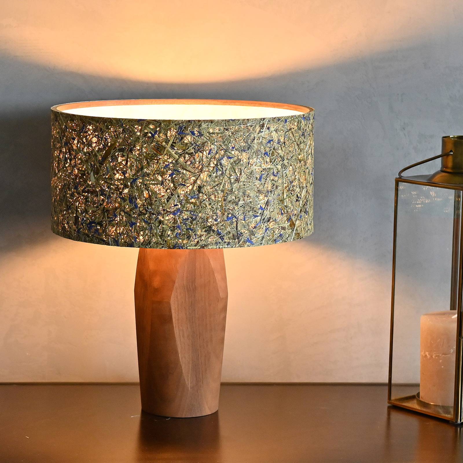 LeuchtNatur Pura LED-Tischlampe Nussbaum/Kornblume günstig online kaufen