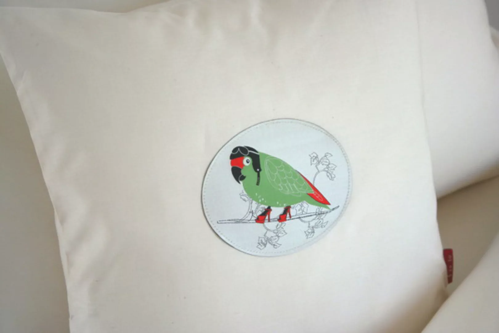 Kissen "Verträumter Papagei", 40x40 Cm, Baumwollsatin günstig online kaufen