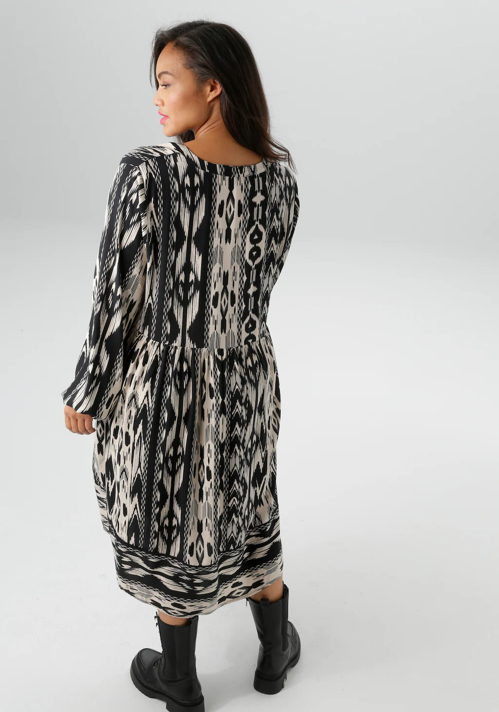 Aniston PLUS Sommerkleid, im Folklore-Look - NEUE KOLLEKTION günstig online kaufen