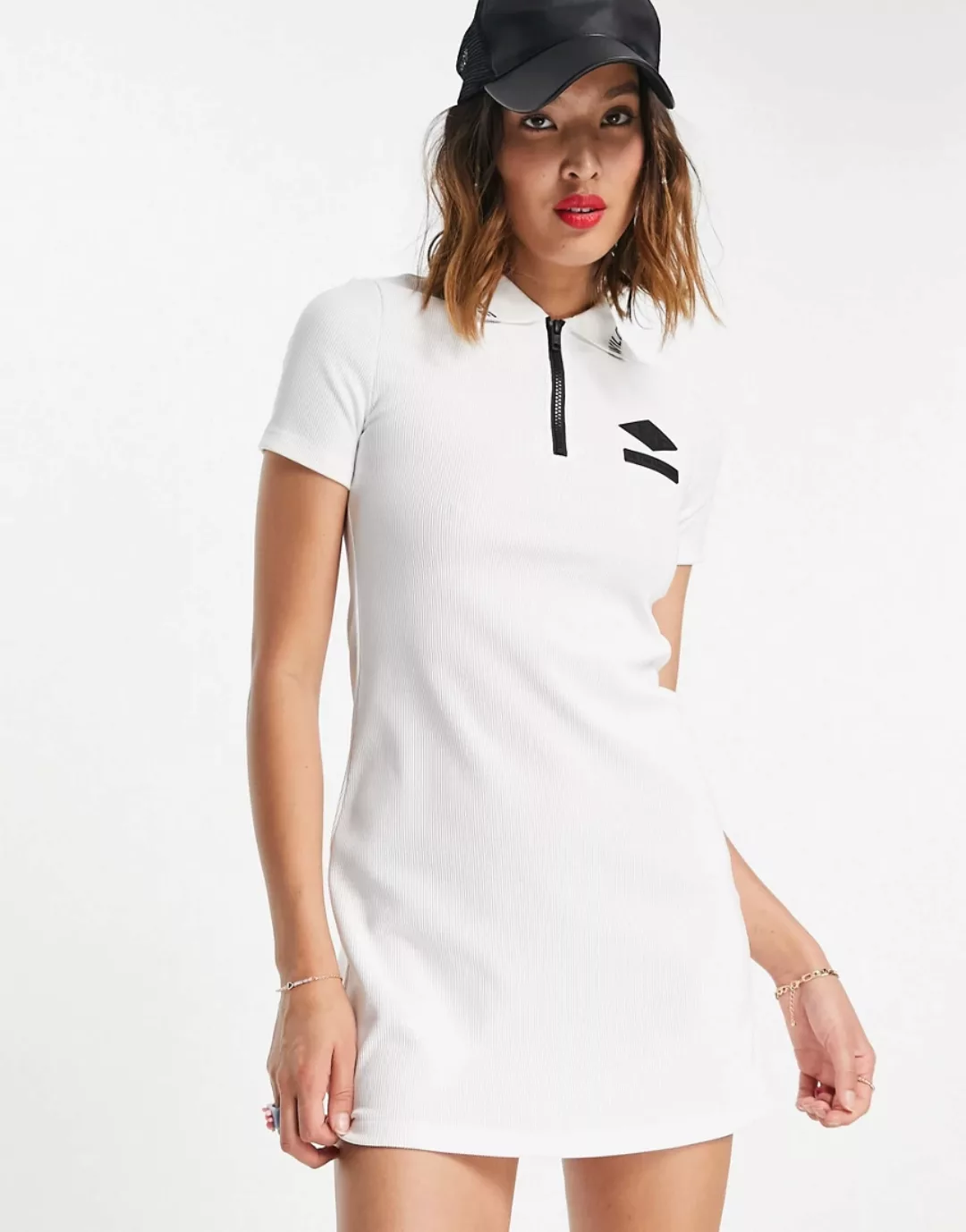 Urban Revivo – Kleid in Weiß günstig online kaufen