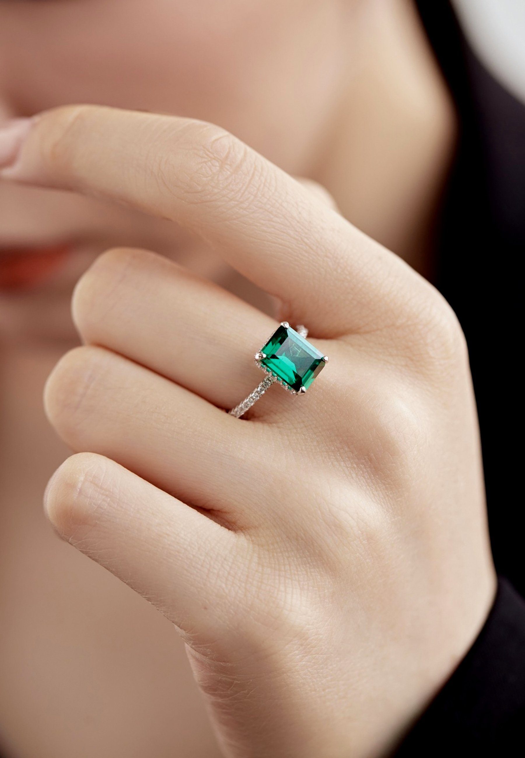 BRELLATO Silberring Damen Cocktailring Facetten Zirconia günstig online kaufen