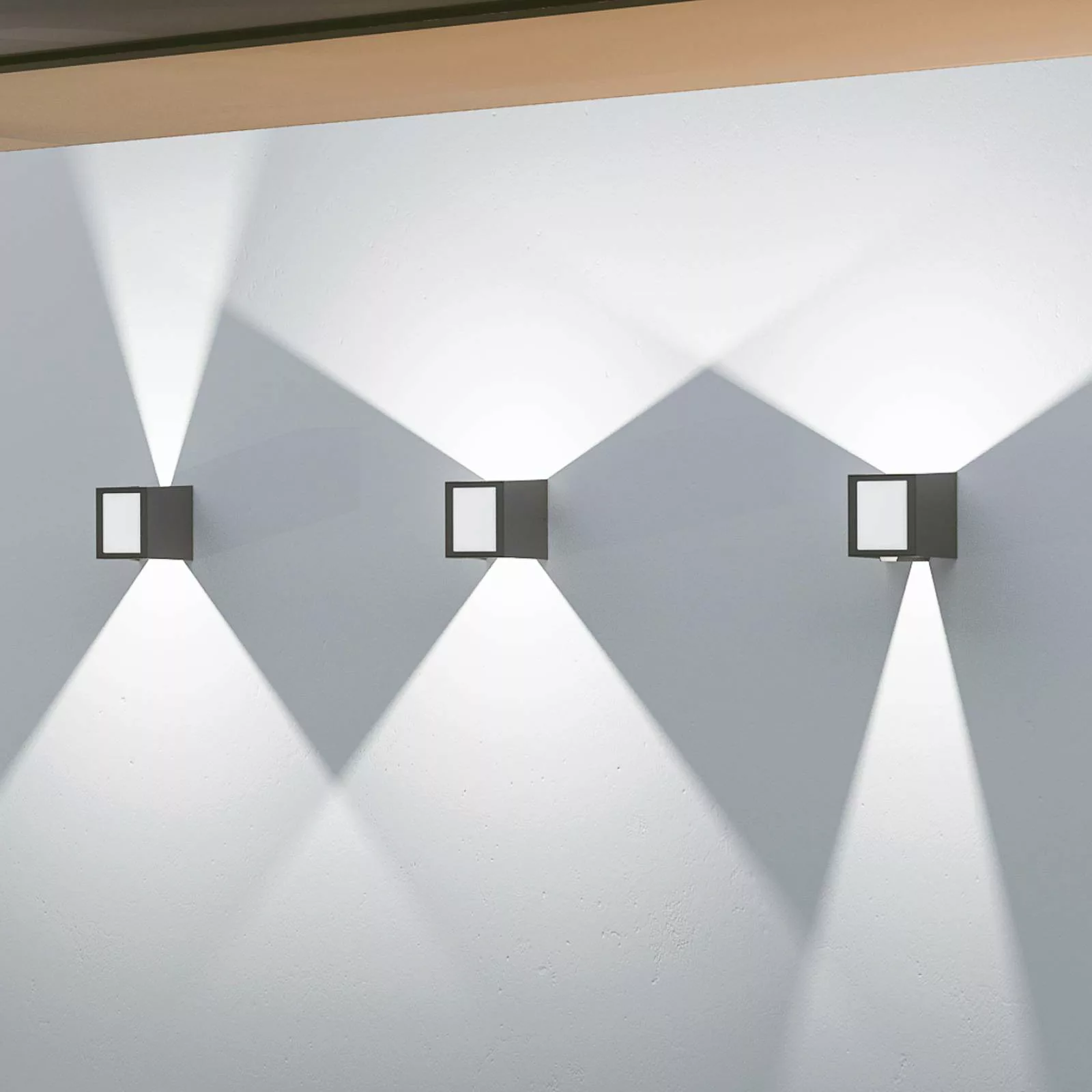 LOOM DESIGN Una LED-Außenwandlampe up/down/frontal günstig online kaufen