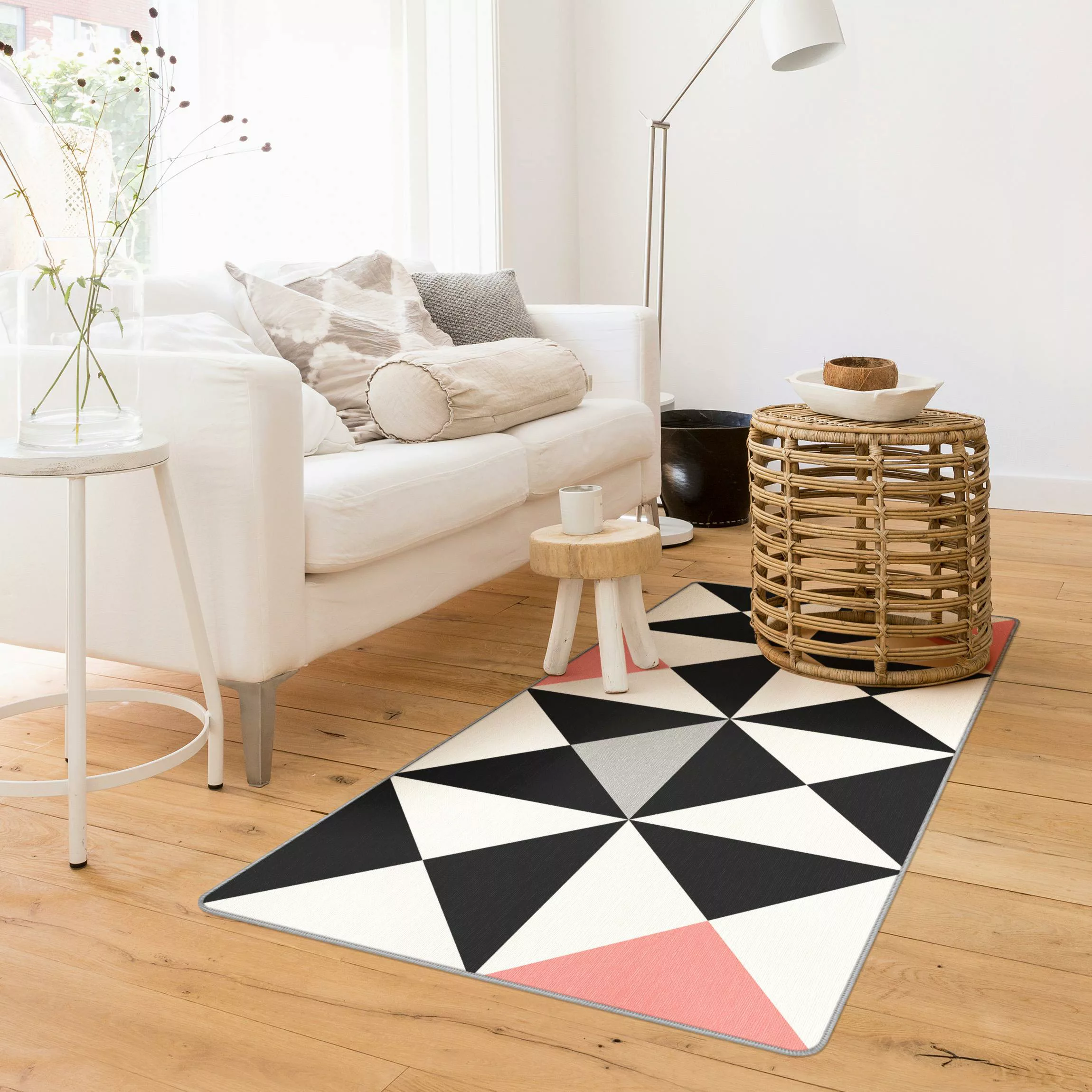 Teppich Geometrisches Muster große Dreiecke Farbakzent Altrosa günstig online kaufen