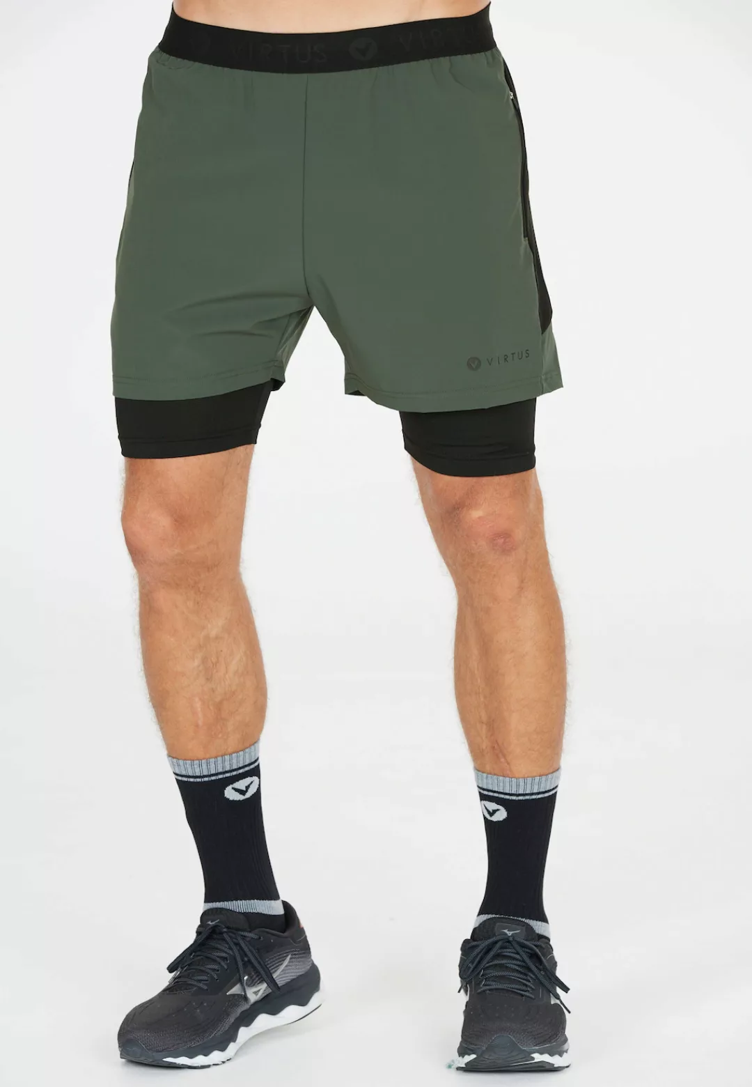 Virtus Shorts "Dylan", aus atmungsaktivem 4-Wege-Stretch günstig online kaufen