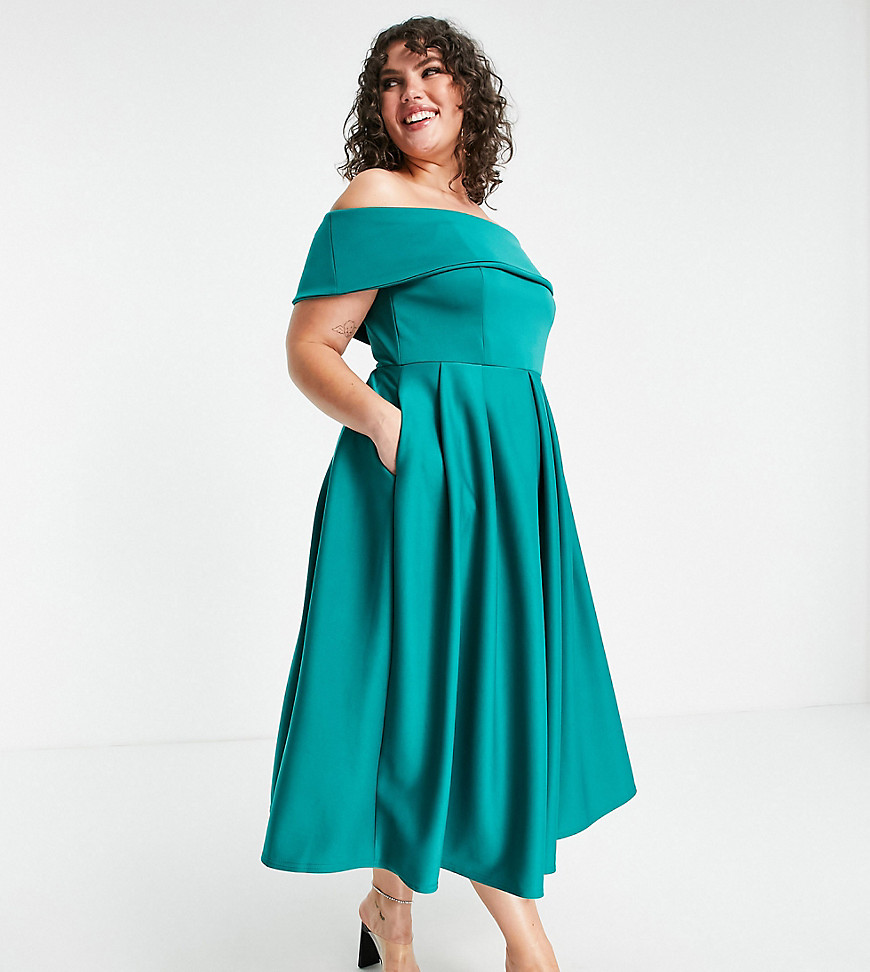 True Violet Plus – Midaxi-Kleid in Smaragdgrün mit gefaltetem Bardot-Aussch günstig online kaufen