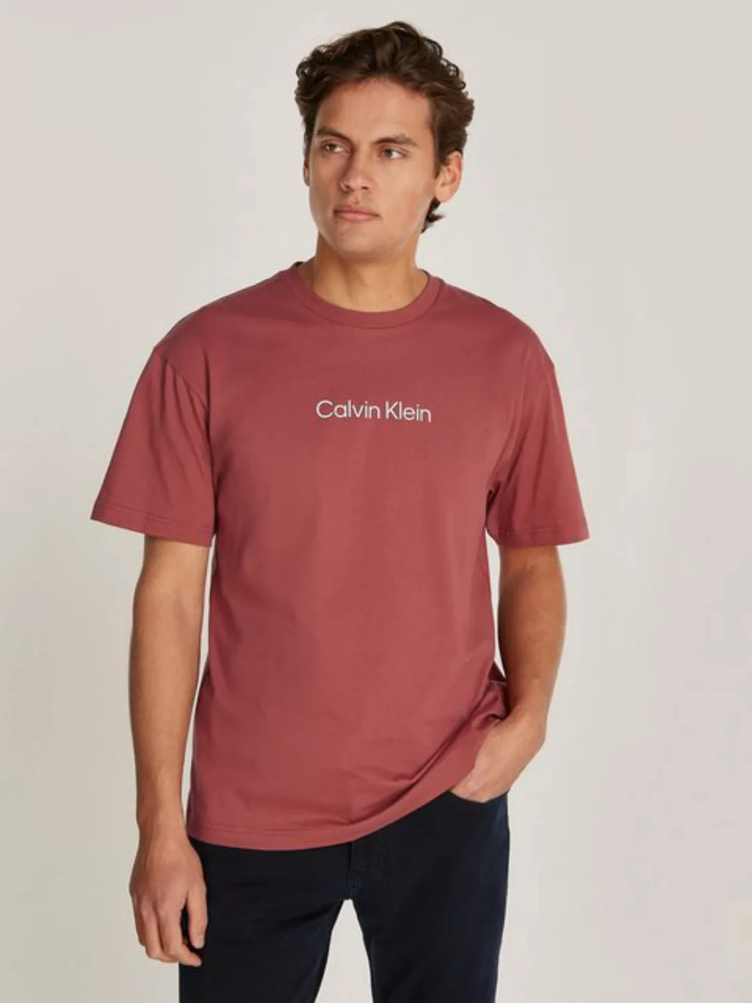 Calvin Klein T-Shirt HERO LOGO COMFORT T-SHIRT mit aufgedrucktem Markenlabe günstig online kaufen