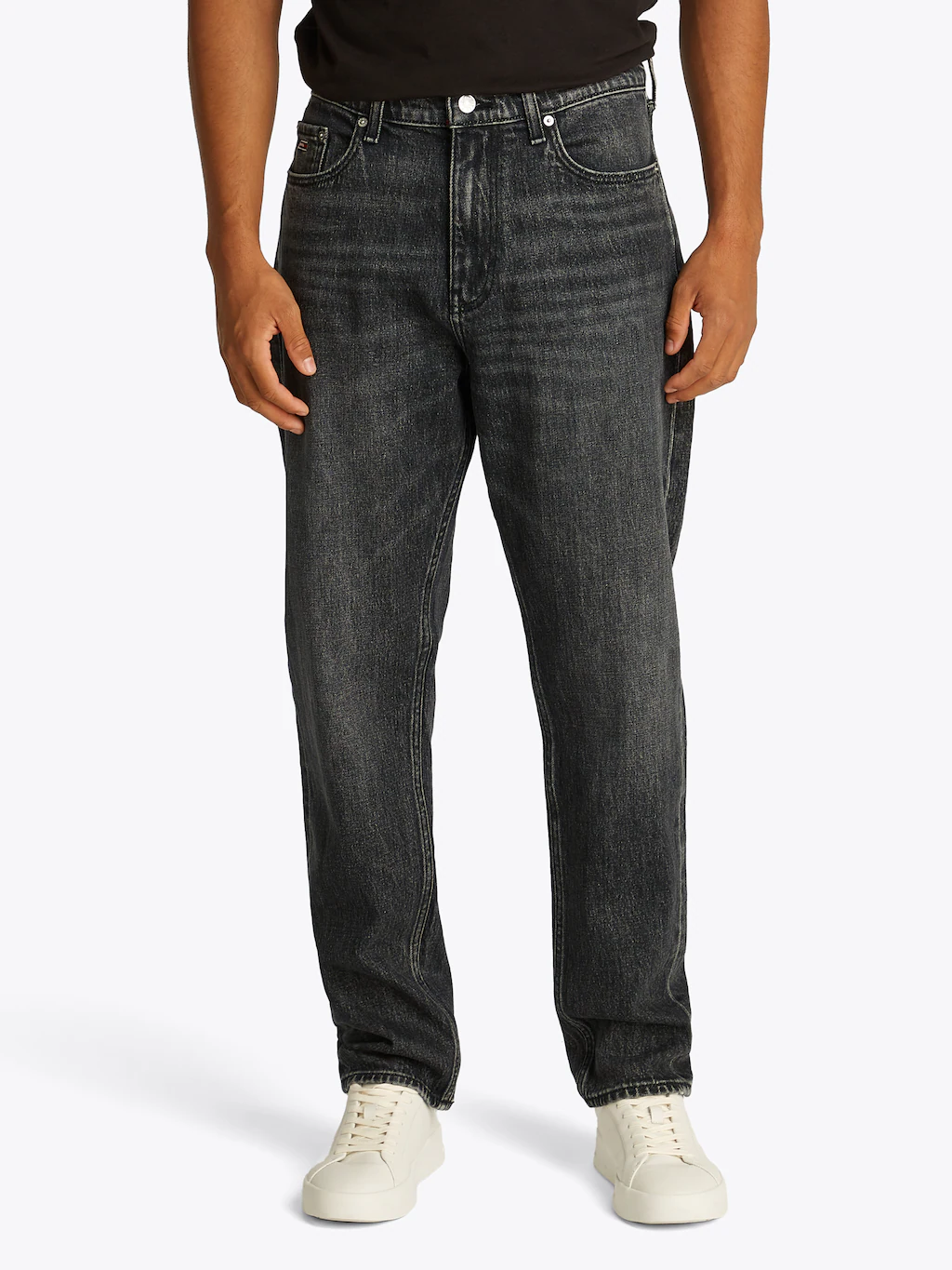 Tommy Jeans Gerade Jeans "Isaac Relaxed Tapered", Mit Gürtelschlaufen günstig online kaufen