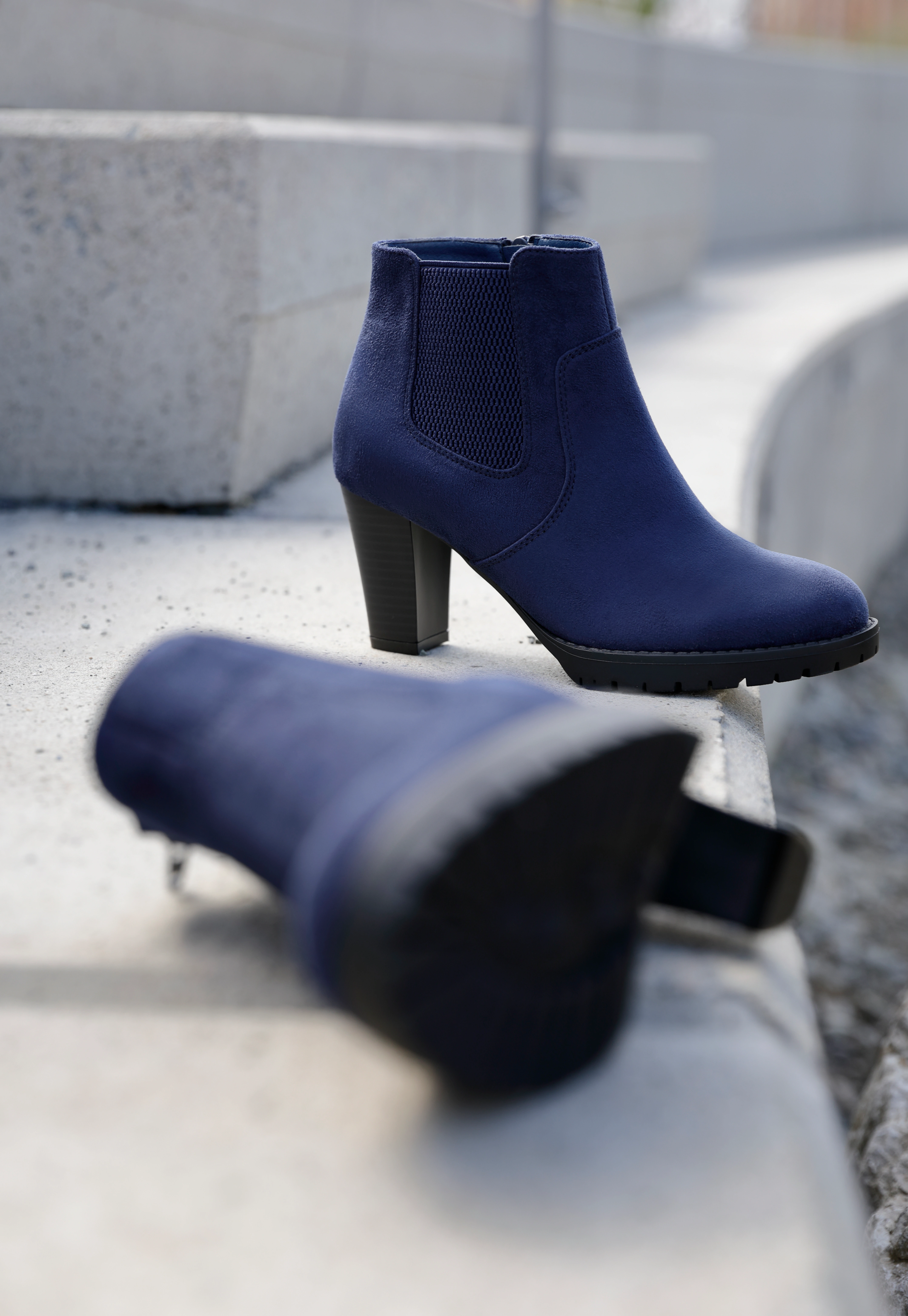 Aniston SHOES Stiefelette, Ankleboots mit seitlichem Stretcheinsatz - NEUE günstig online kaufen